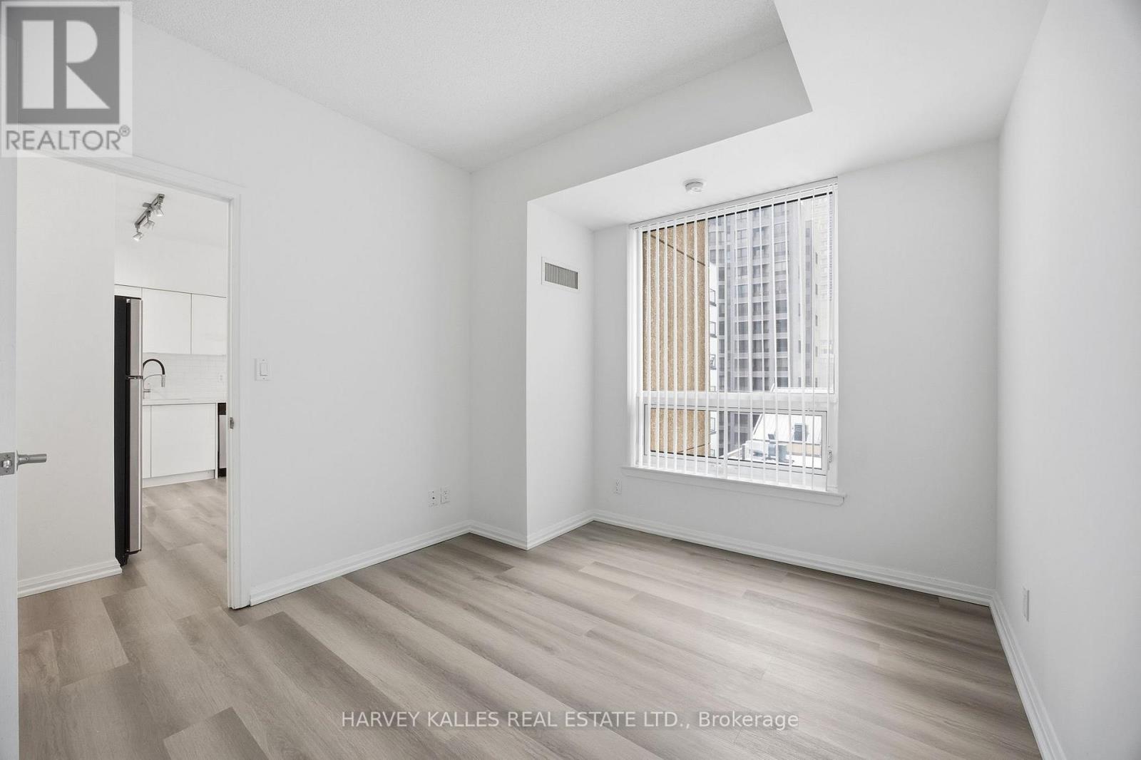 1111 - 35 Hayden Street, Toronto, Ontario  M4Y 3C3 - Photo 17 - C12728824