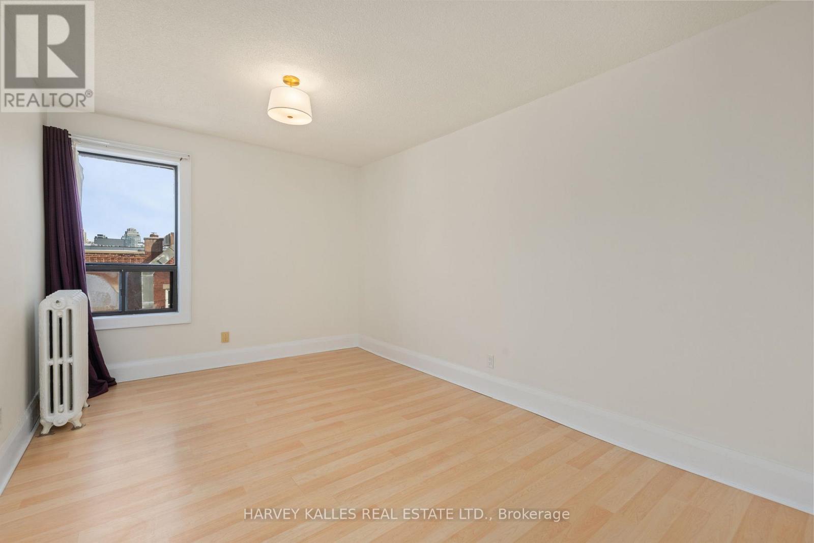 2 - 822 St Clair Avenue W, Toronto, Ontario  M6C 1C1 - Photo 14 - C12728996