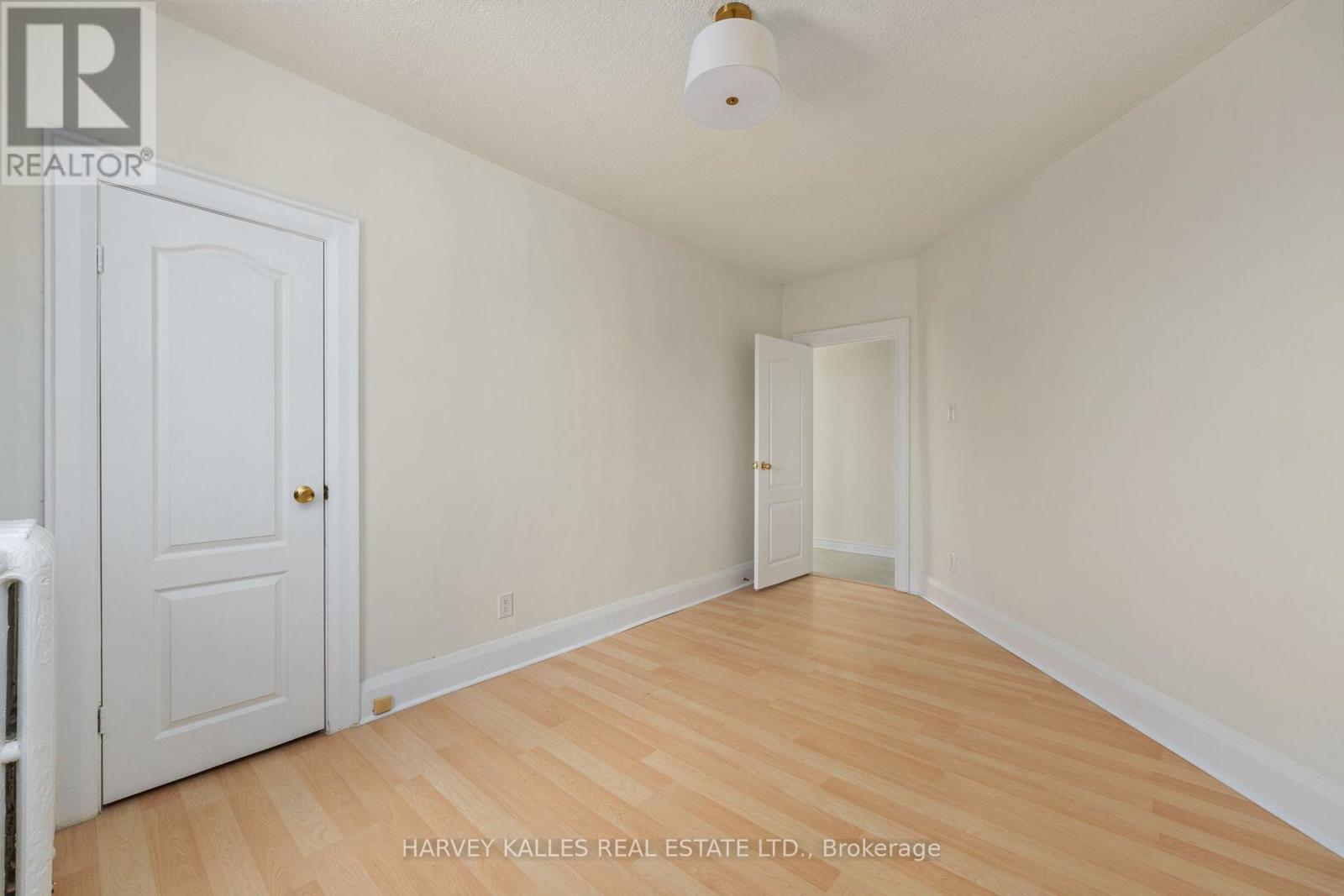 2 - 822 St Clair Avenue W, Toronto, Ontario  M6C 1C1 - Photo 13 - C12728996