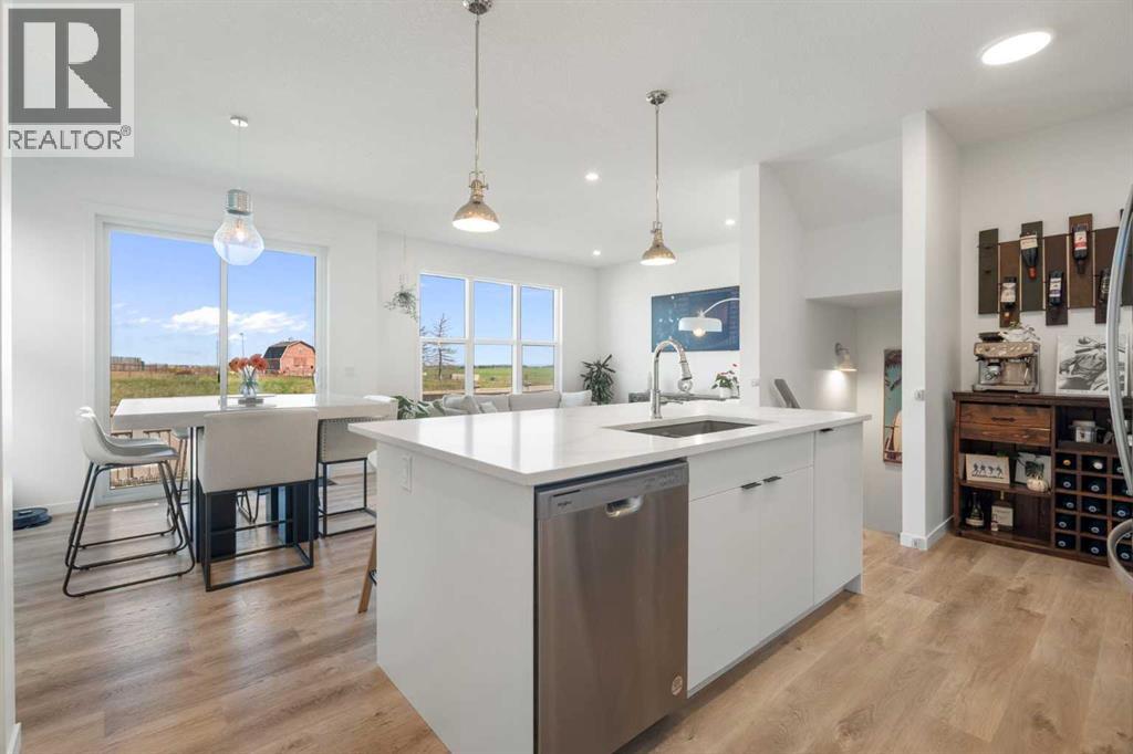 36 Magnolia Bay Se, Calgary, Alberta  T3M 3M9 - Photo 5 - A2281702