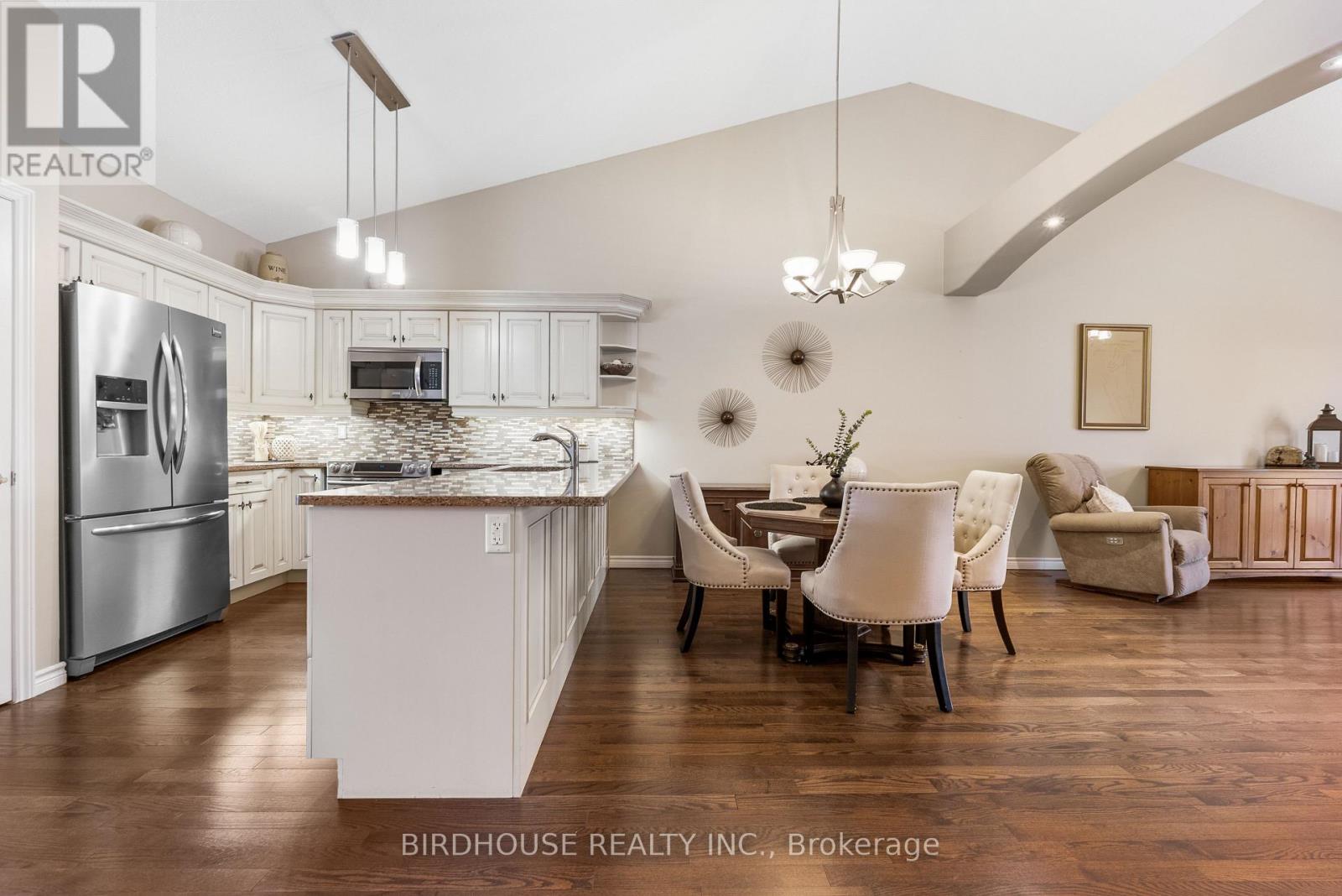 78 Chadwin Drive, Kawartha Lakes, Ontario  K9V 0E9 - Photo 6 - X12729632