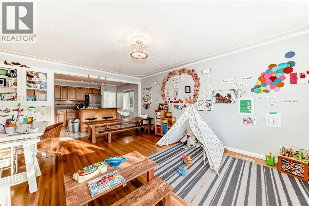 820 9a Street Ne, Calgary, Alberta  T2E 4L6 - Photo 7 - A2254030