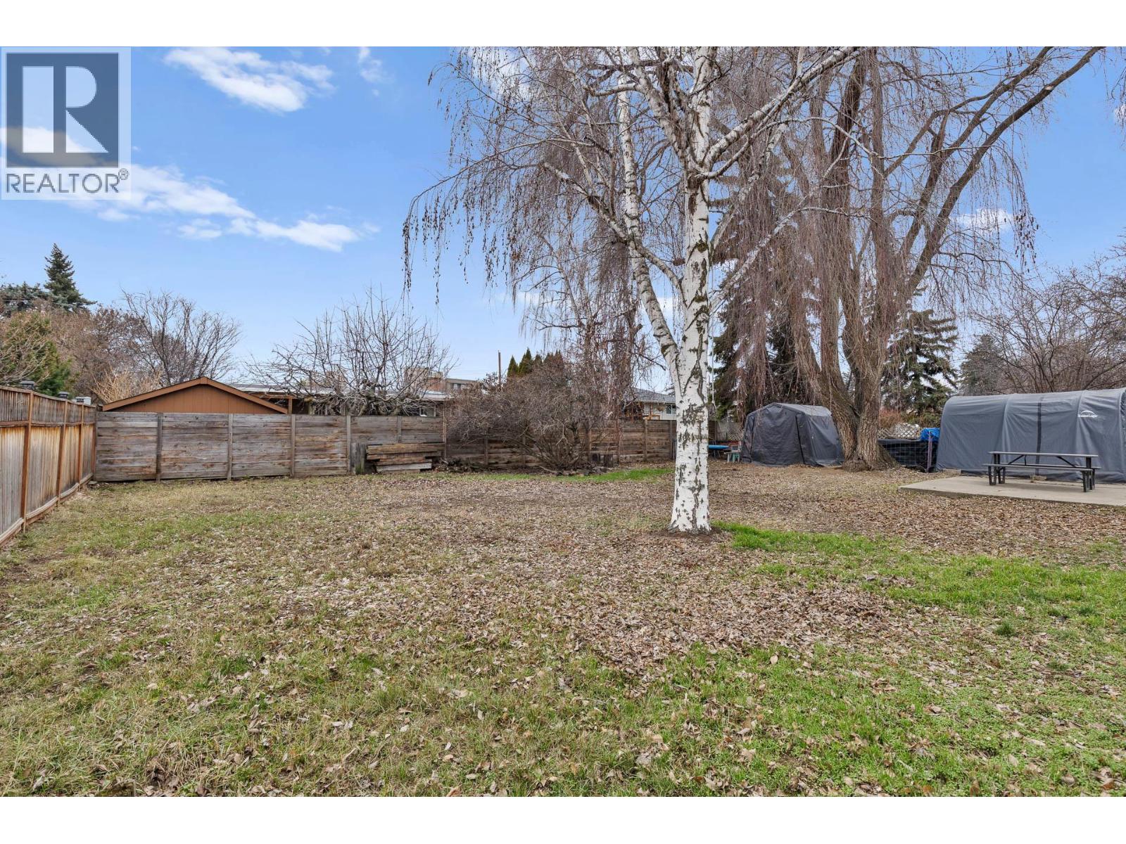 1231 Kelglen Crescent, Kelowna, British Columbia  V1Y 6K4 - Photo 46 - 10373315