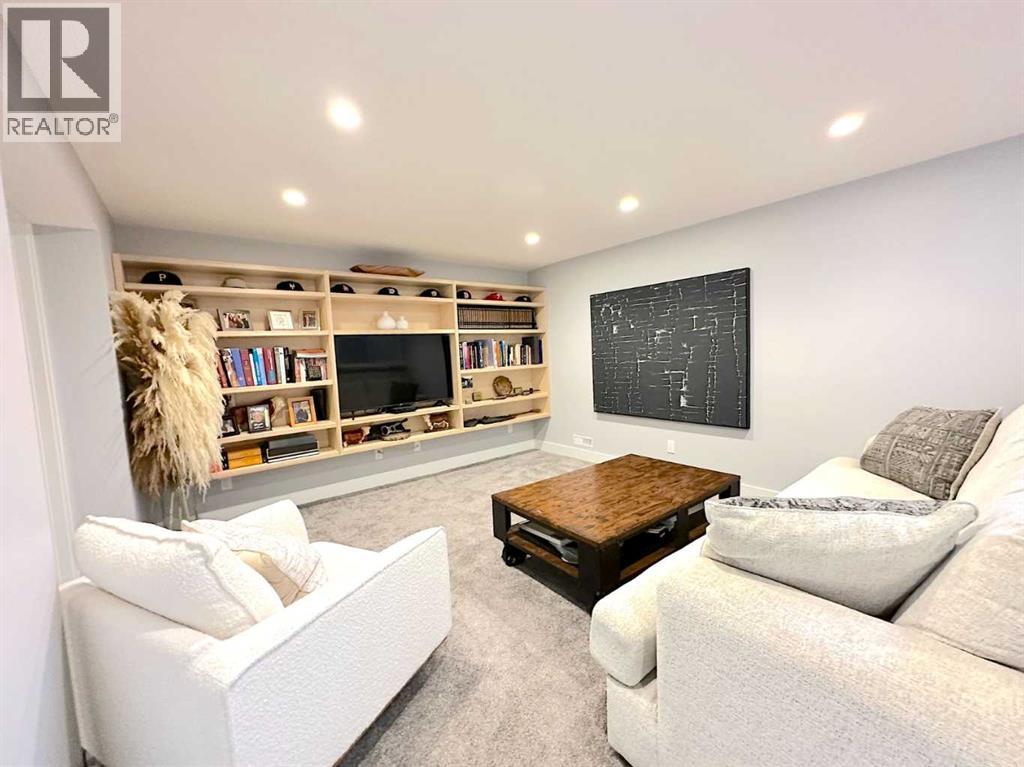 139 Wildwood Drive Sw, Calgary, Alberta  T3C 3C7 - Photo 26 - A2261636