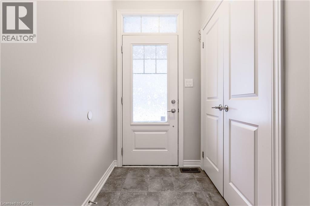 68 Esplanade Lane, Grimsby, Ontario  L3M 0H2 - Photo 6 - 40799152