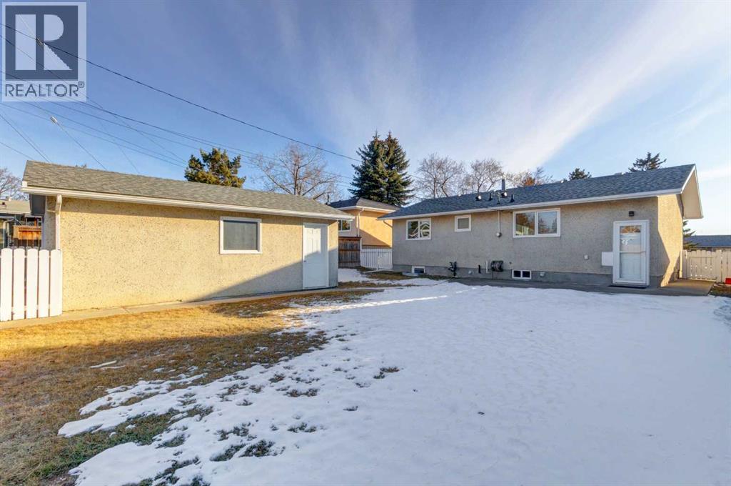 1724 Valleyview Road Ne, Calgary, Alberta  T2E 6E9 - Photo 32 - A2274414