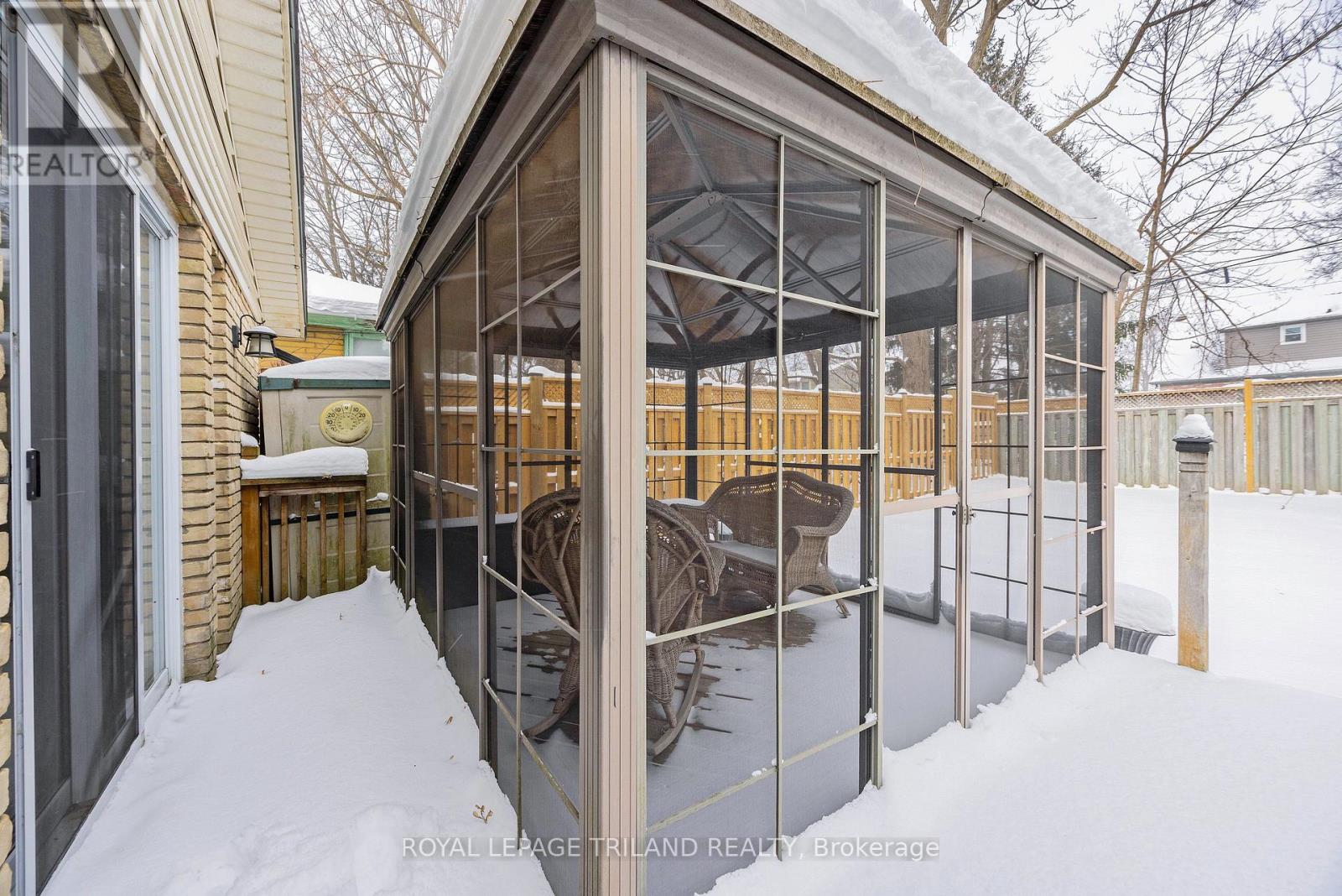 562 Chester Street, London South, Ontario  N6C 2J9 - Photo 25 - X12729590