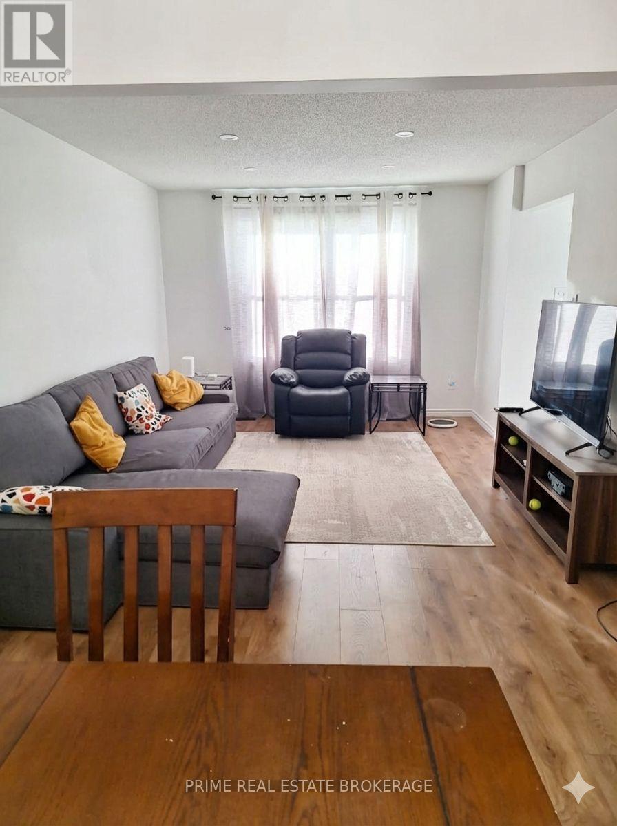 1651 Jalna Boulevard, London South, Ontario  N6E 3K7 - Photo 3 - X12729598