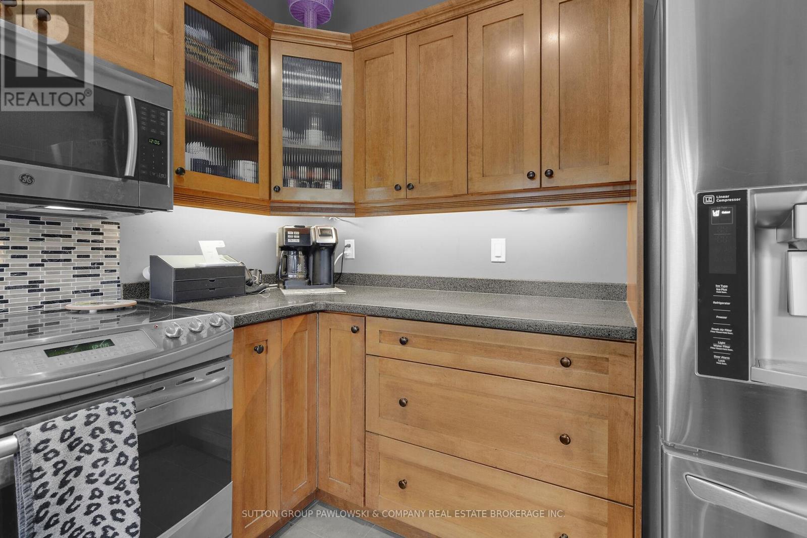 59 Golfview Crescent, London South, Ontario  N6C 5N3 - Photo 12 - X12729618