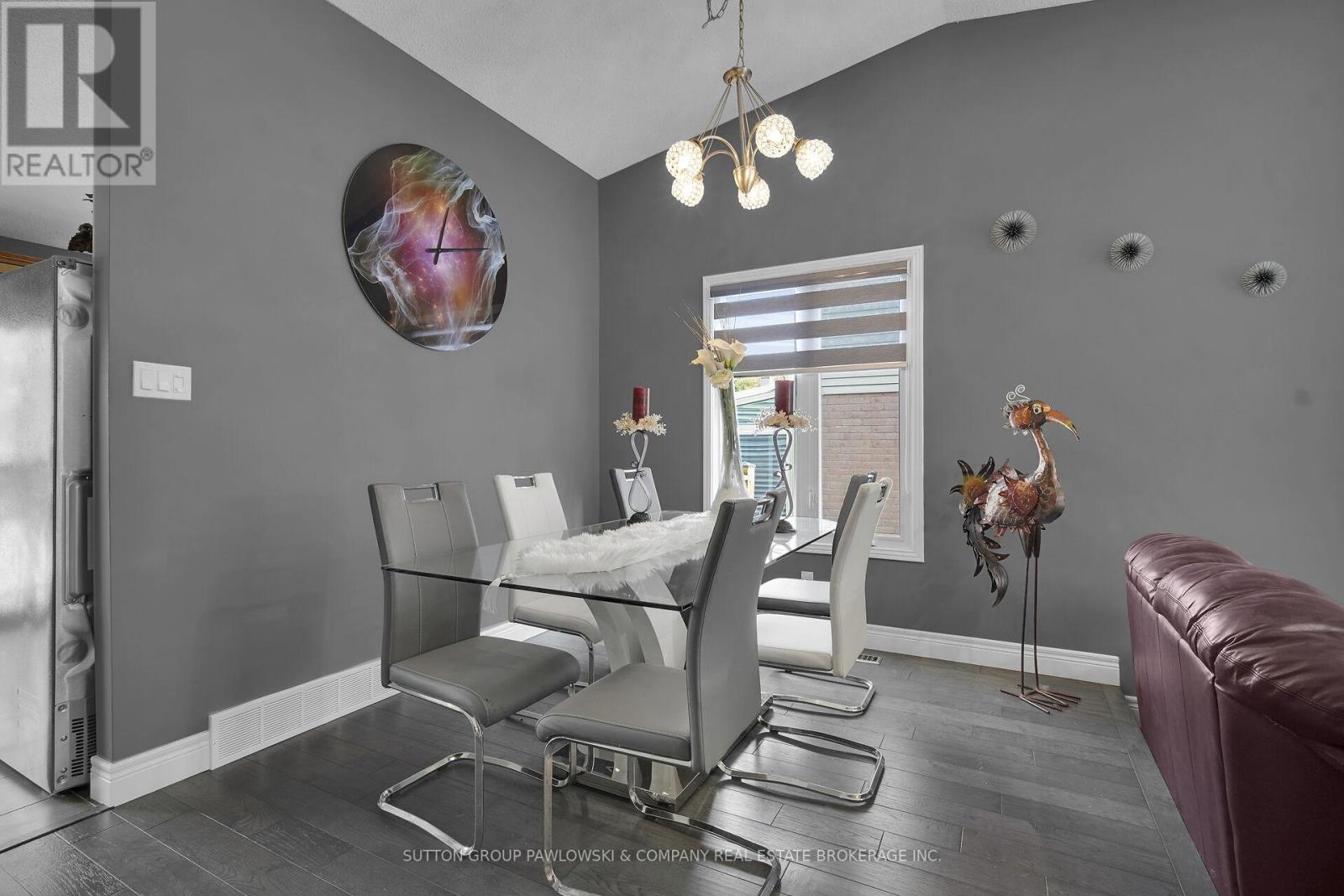 59 Golfview Crescent, London South, Ontario  N6C 5N3 - Photo 6 - X12729618