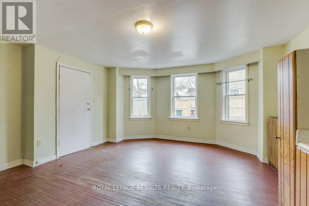 42 Redan Street, St. Thomas, Ontario  N5P 1T4 - Photo 17 - X12729664