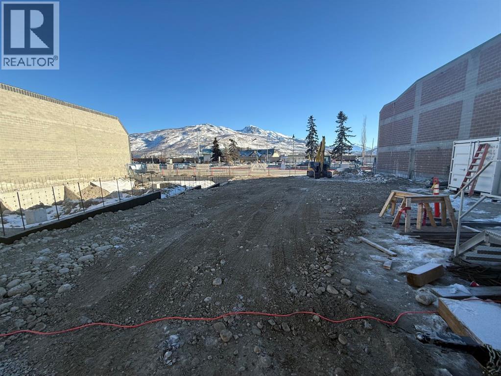 630 Connaught Drive, Jasper, Alberta  T0E 1E0 - Photo 5 - A2280838