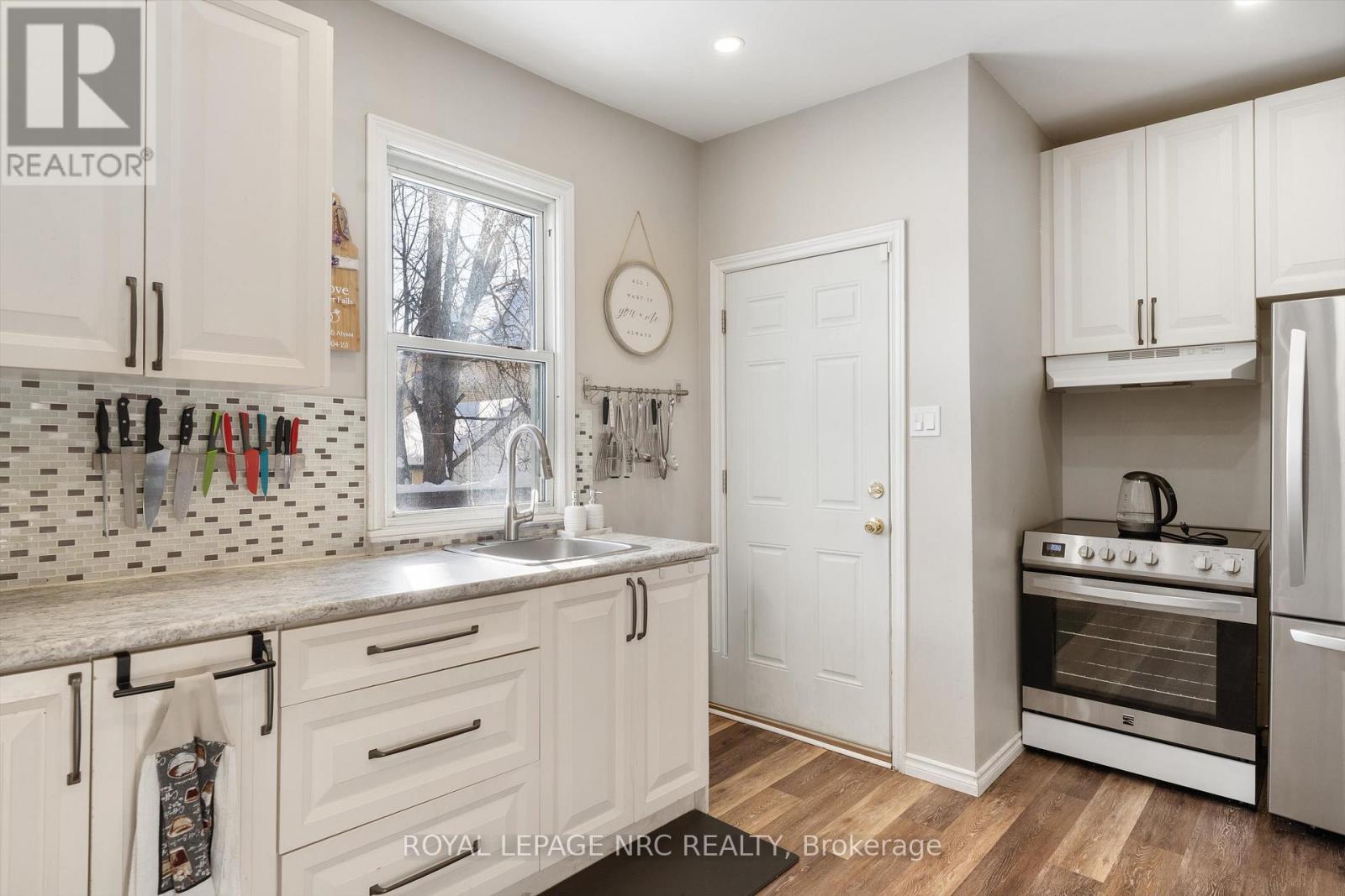 4688 Mcdougall Crescent, Niagara Falls, Ontario  L2E 1B7 - Photo 14 - X12729616