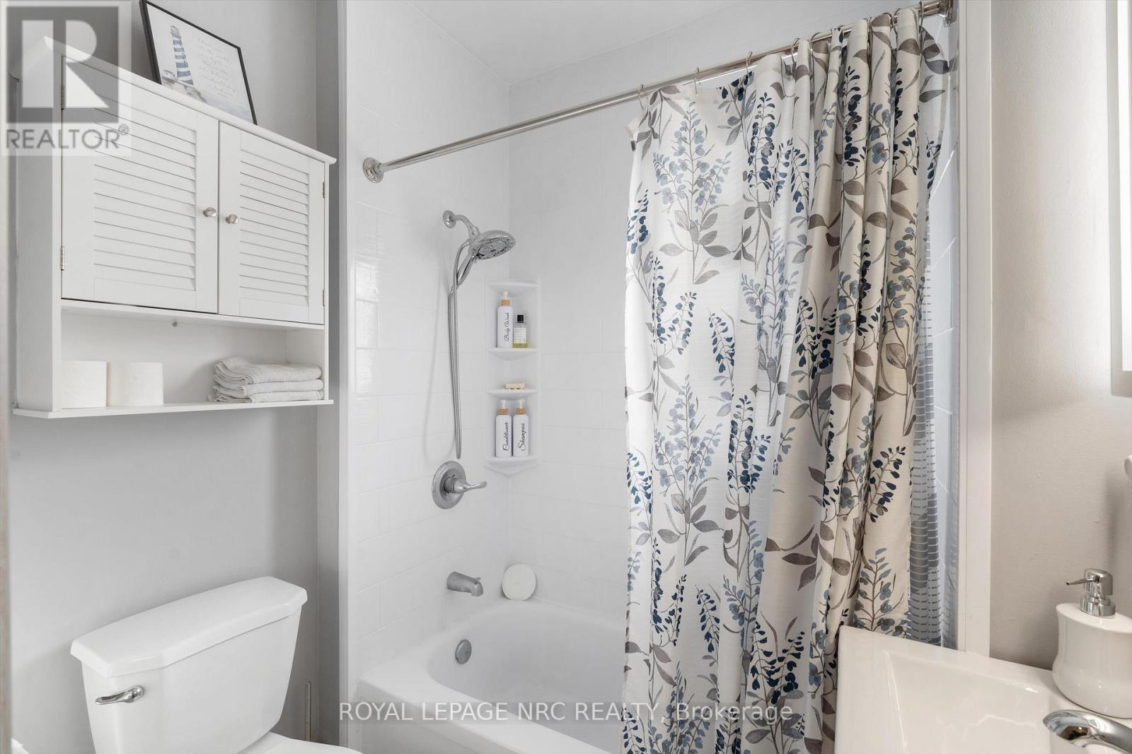 4688 Mcdougall Crescent, Niagara Falls, Ontario  L2E 1B7 - Photo 18 - X12729616