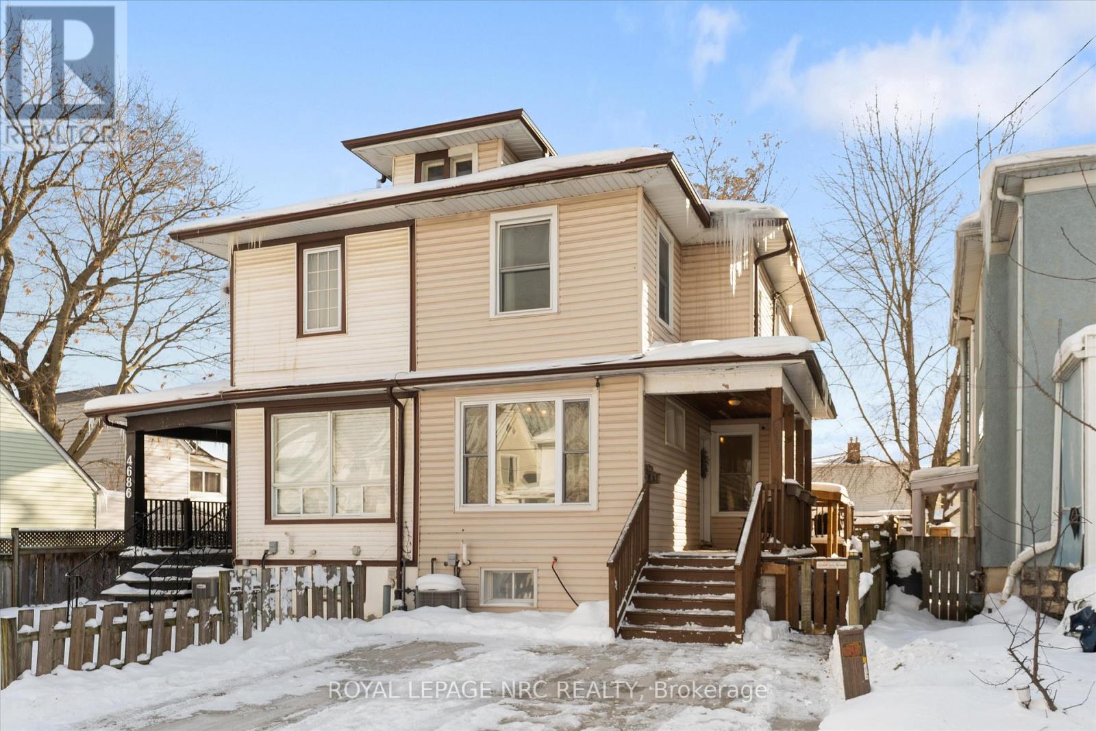 4688 Mcdougall Crescent, Niagara Falls, Ontario  L2E 1B7 - Photo 2 - X12729616