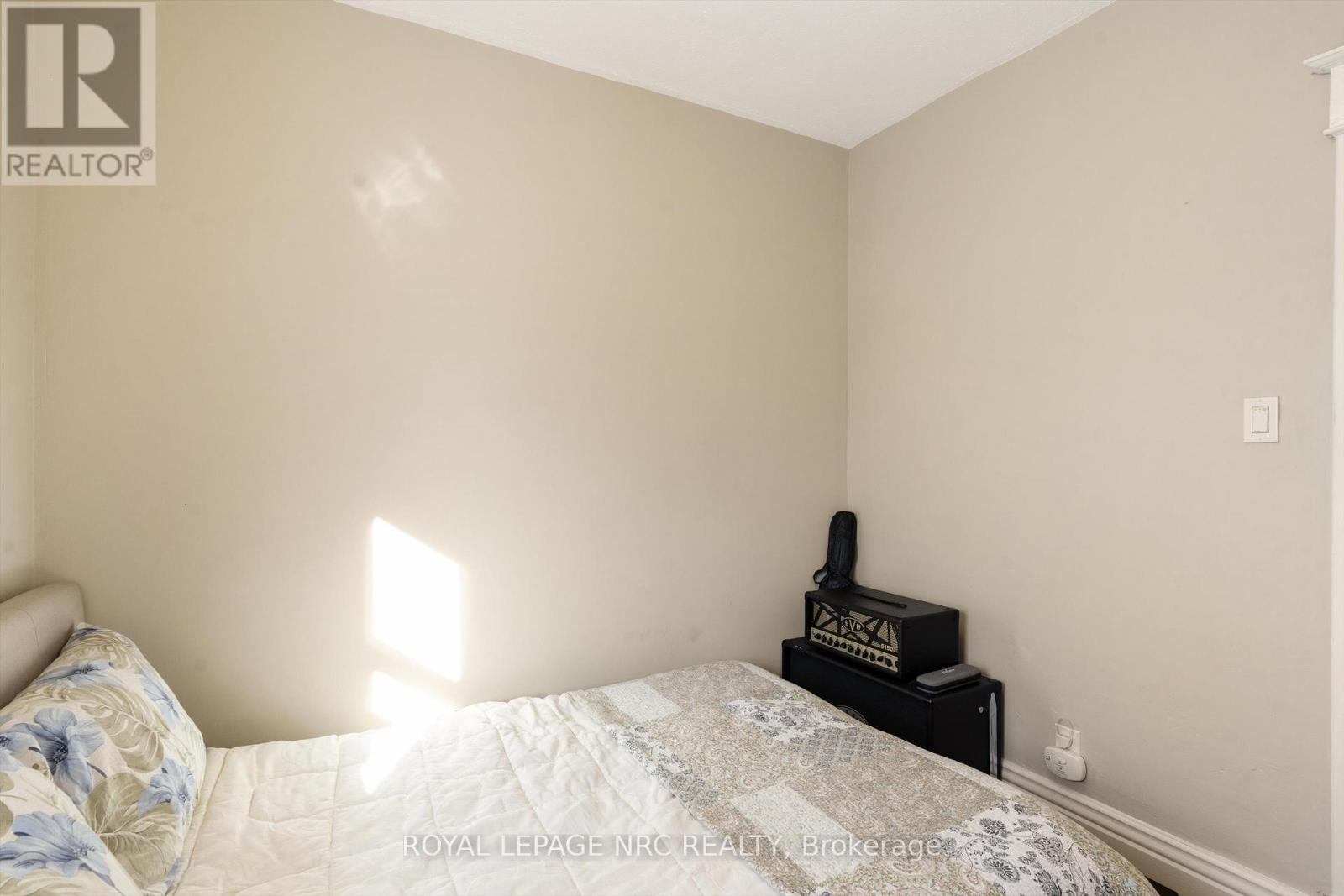 4688 Mcdougall Crescent, Niagara Falls, Ontario  L2E 1B7 - Photo 23 - X12729616