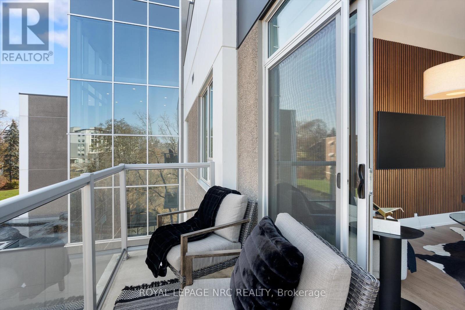 601 - 77 Yates Street, St. Catharines, Ontario  L2R 0C4 - Photo 18 - X12729638