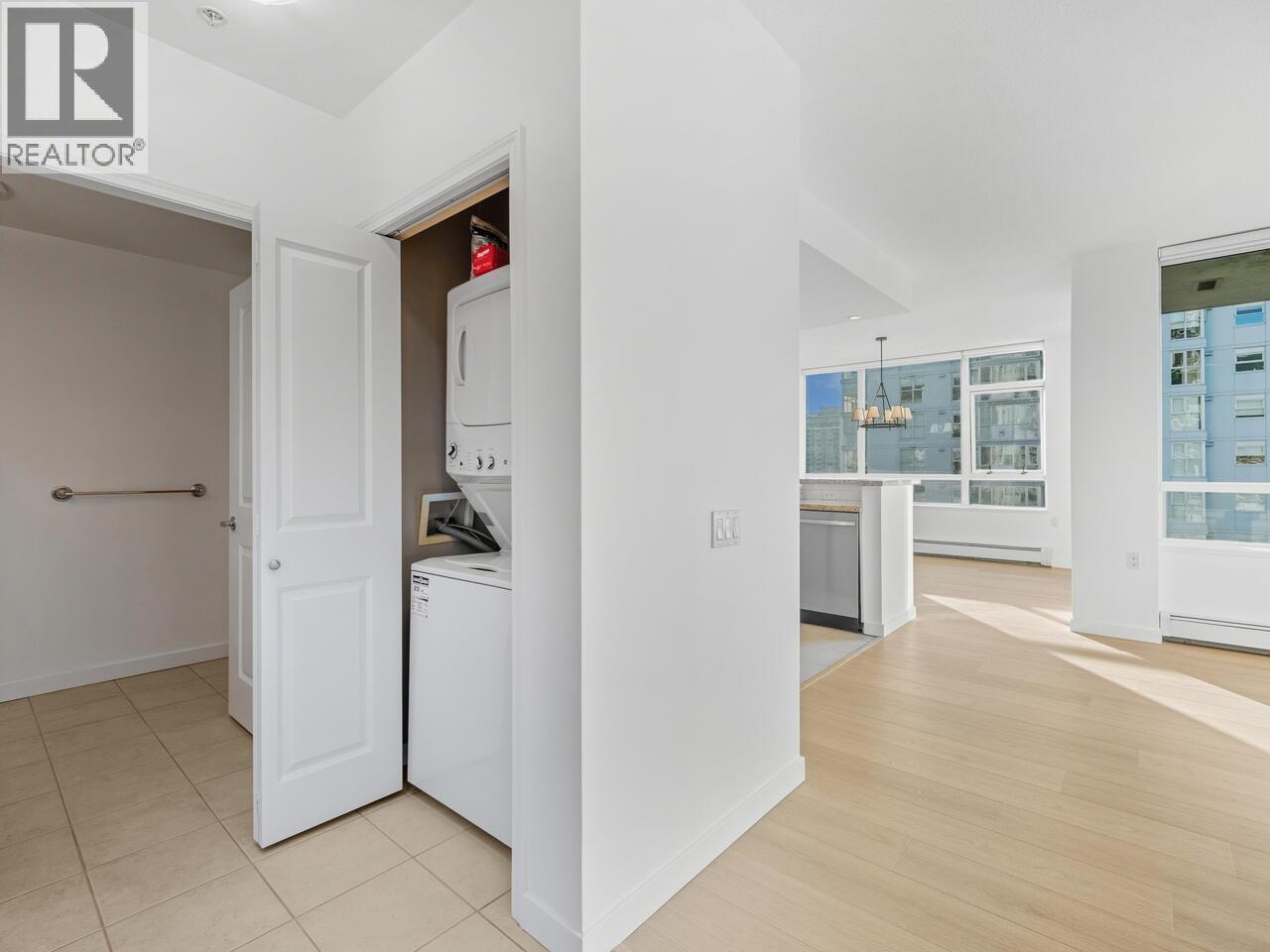 801 120 W 16th Street, North Vancouver, British Columbia  V7M 3N6 - Photo 10 - R3082930