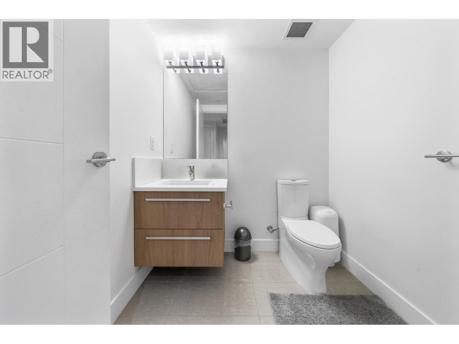 2779 Library Lane, North Vancouver, British Columbia  V7J 0C6 - Photo 11 - R3082935