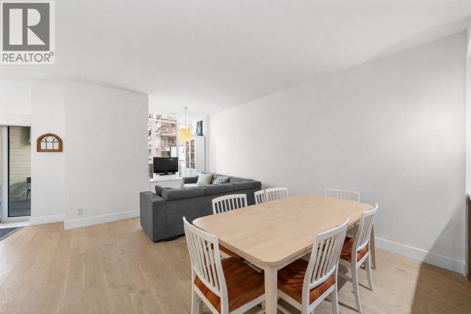 2779 Library Lane, North Vancouver, British Columbia  V7J 0C6 - Photo 6 - R3082935