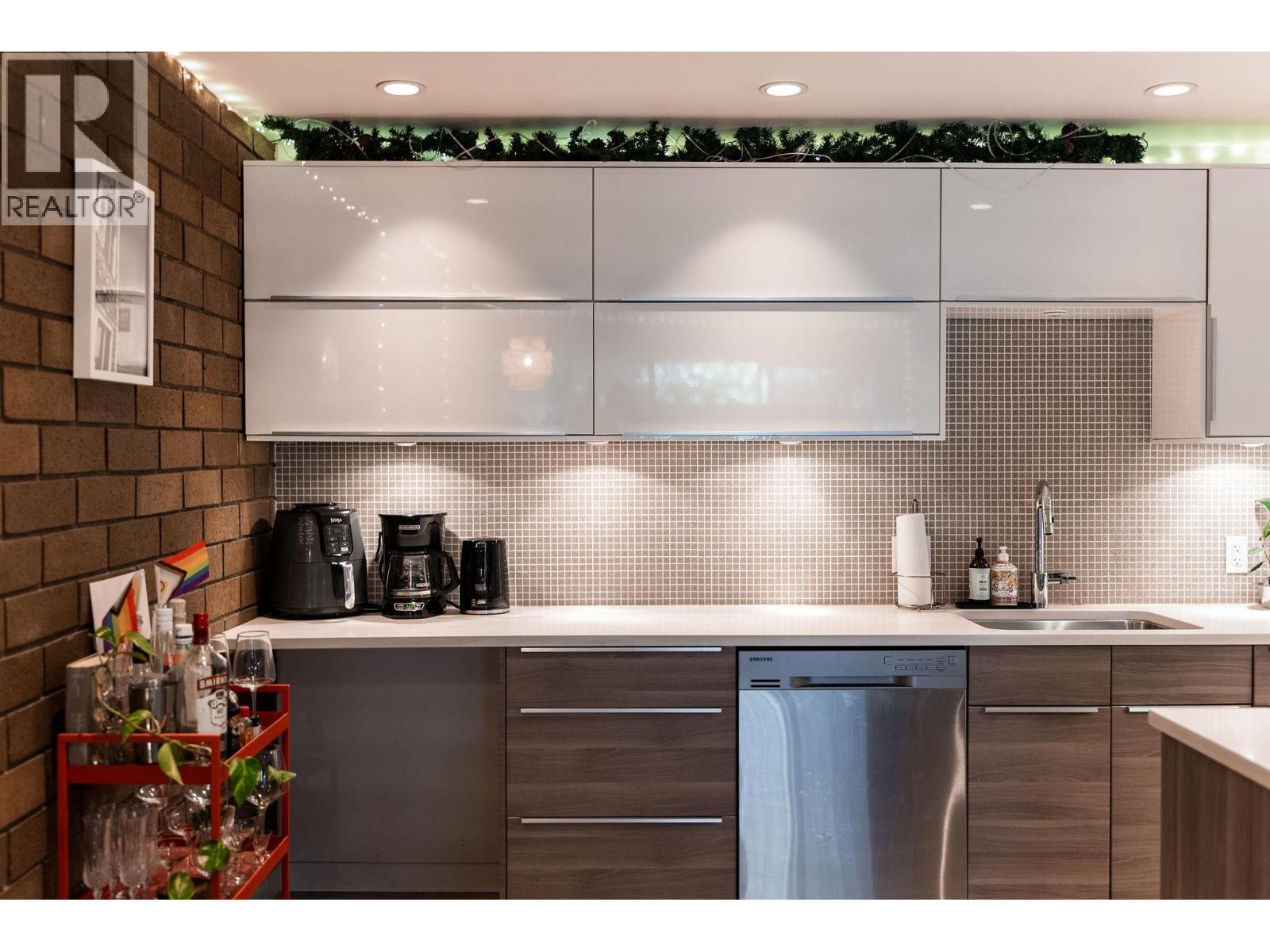 110 330 E 7th Avenue, Vancouver, British Columbia  V5T 4K5 - Photo 11 - R3082938