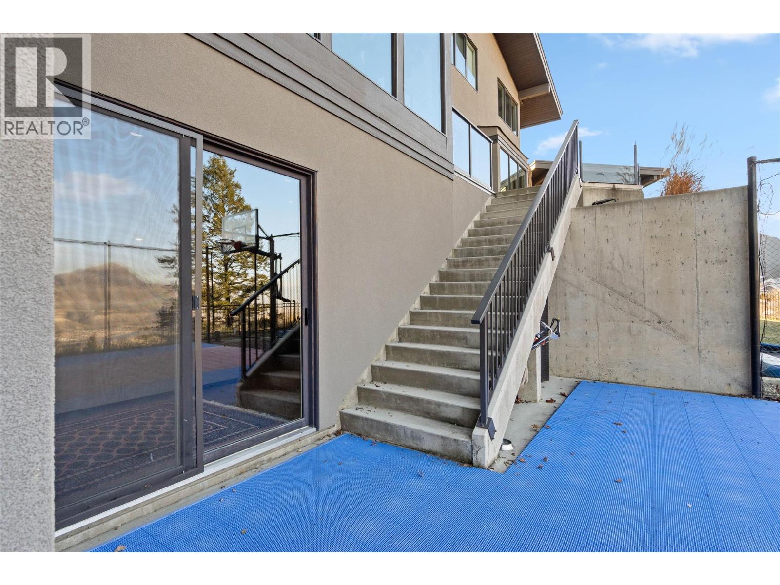 1555 Kicking Horse Way, Kamloops, British Columbia  V2E 2T6 - Photo 59 - 10373830