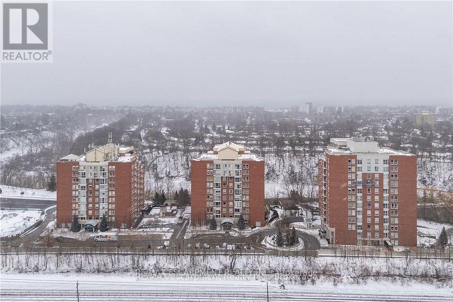 GLA1 - 60 OLD MILL ROAD, Oakville, Ontario