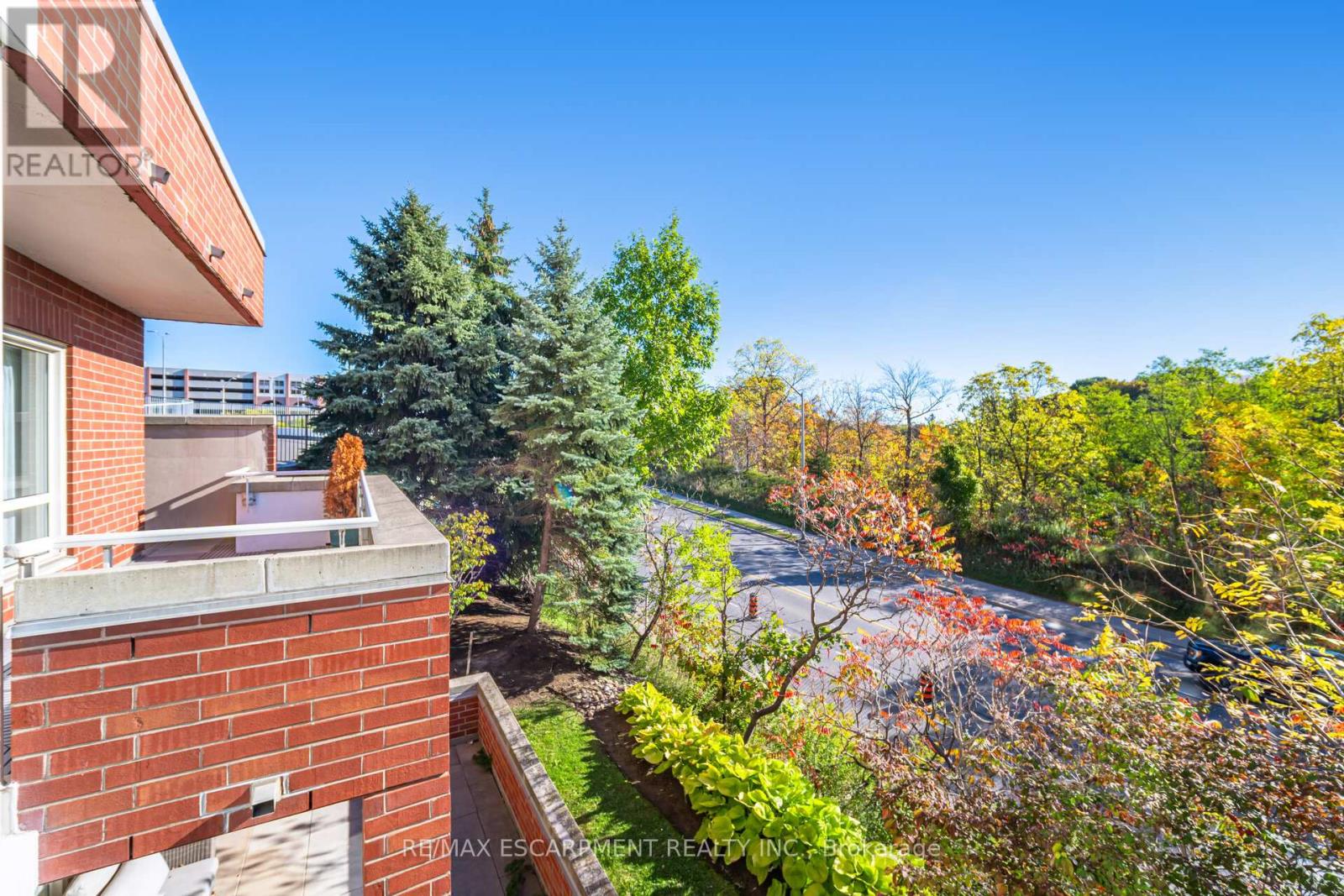 Gla1 - 60 Old Mill Road, Oakville, Ontario  L6J 7V9 - Photo 29 - W12637570