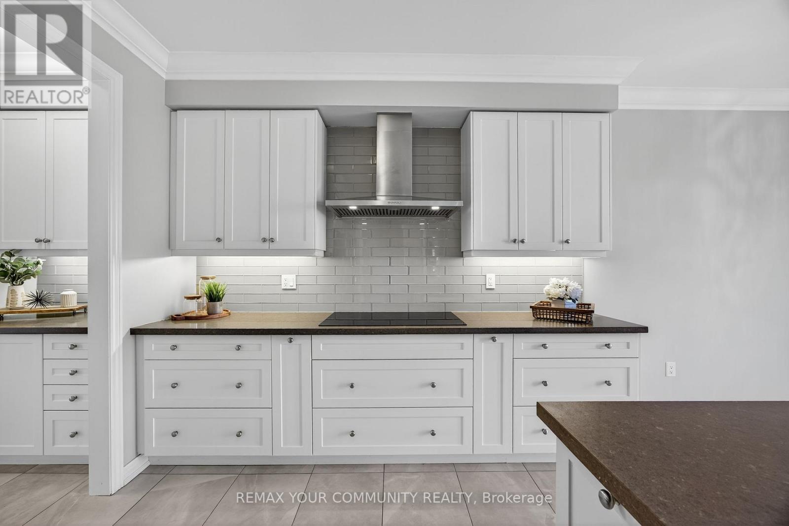 44 Cameron Street, Springwater, Ontario  L9X 0S3 - Photo 12 - S12475406