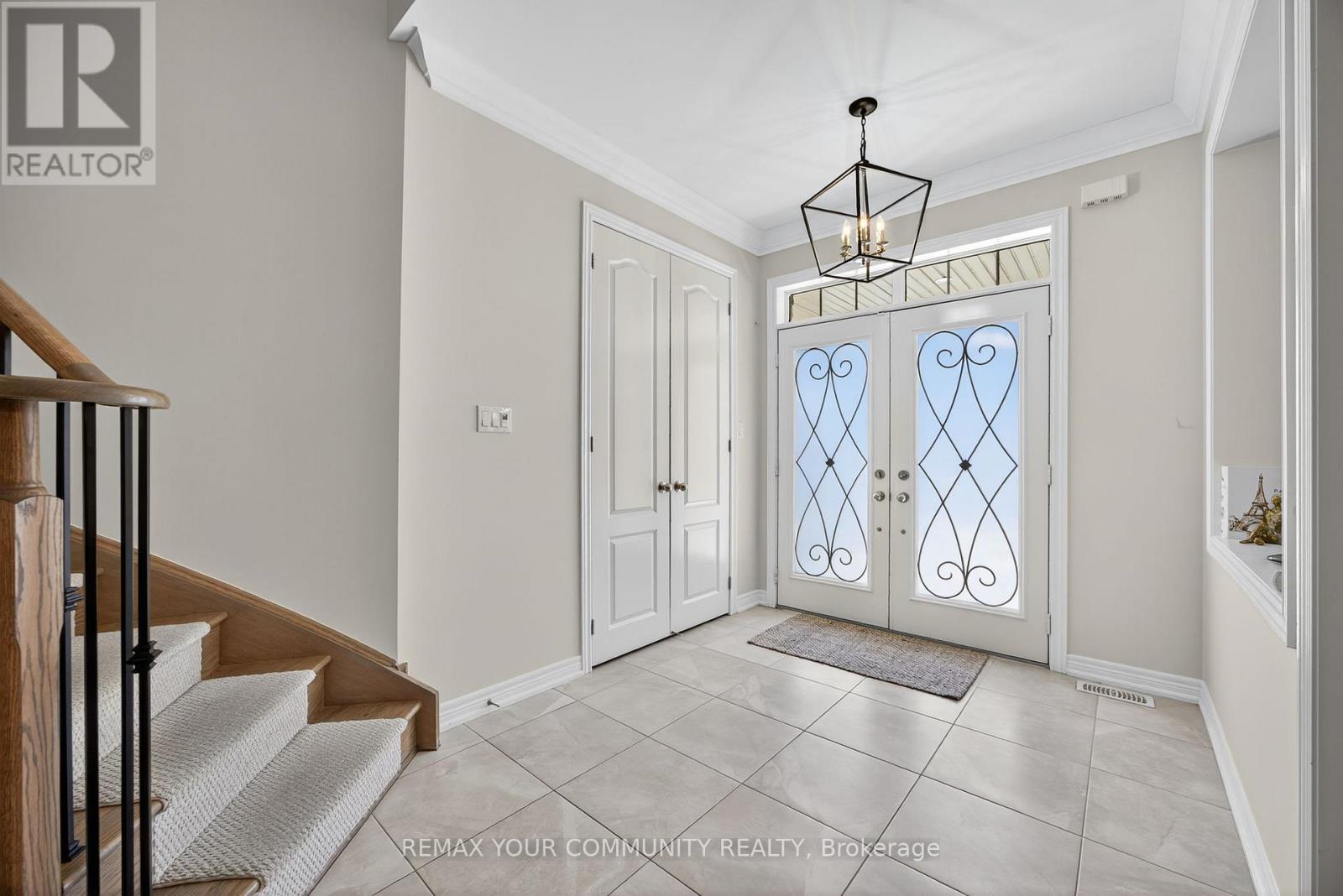 44 Cameron Street, Springwater, Ontario  L9X 0S3 - Photo 7 - S12475406