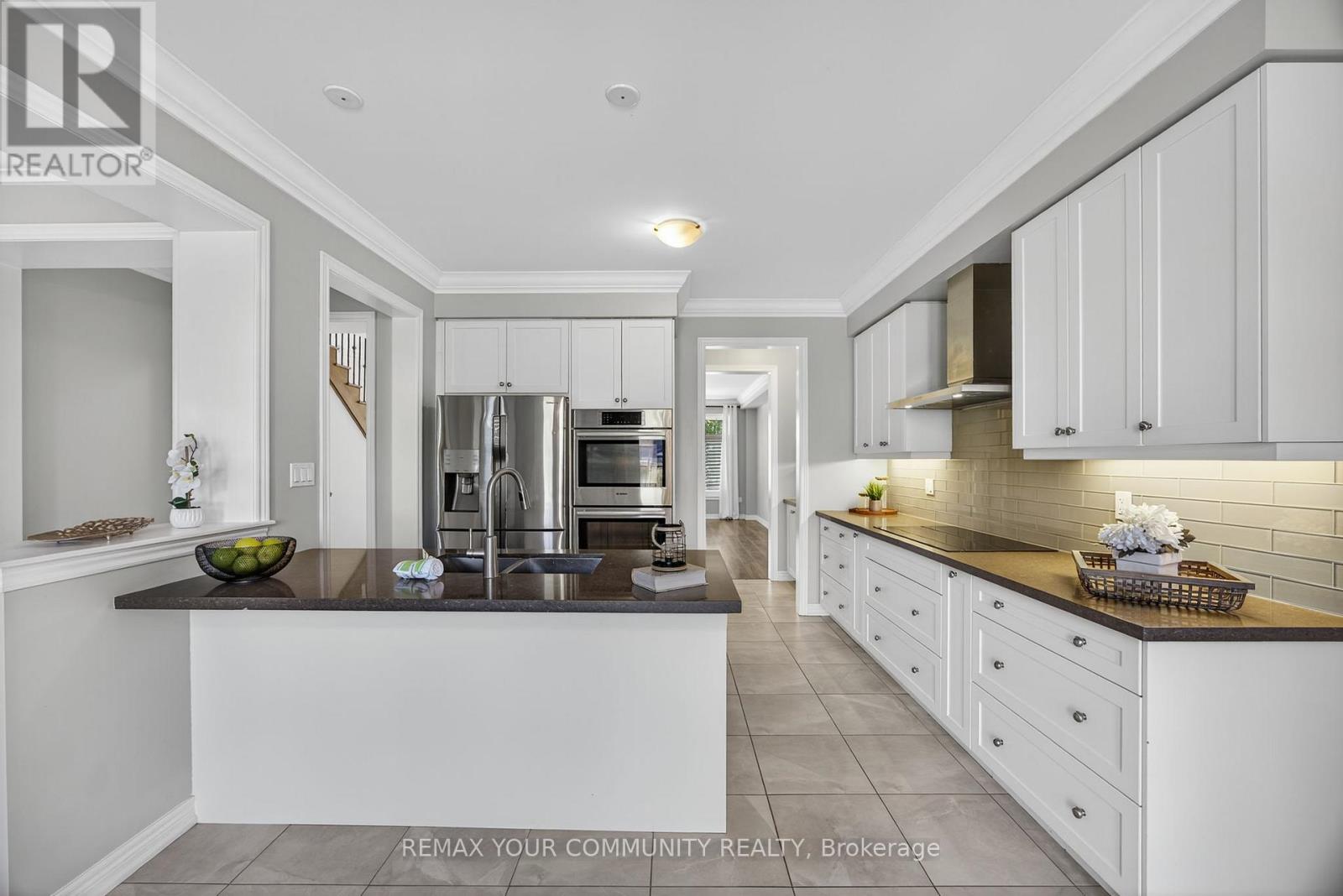 44 Cameron Street, Springwater, Ontario  L9X 0S3 - Photo 9 - S12475406