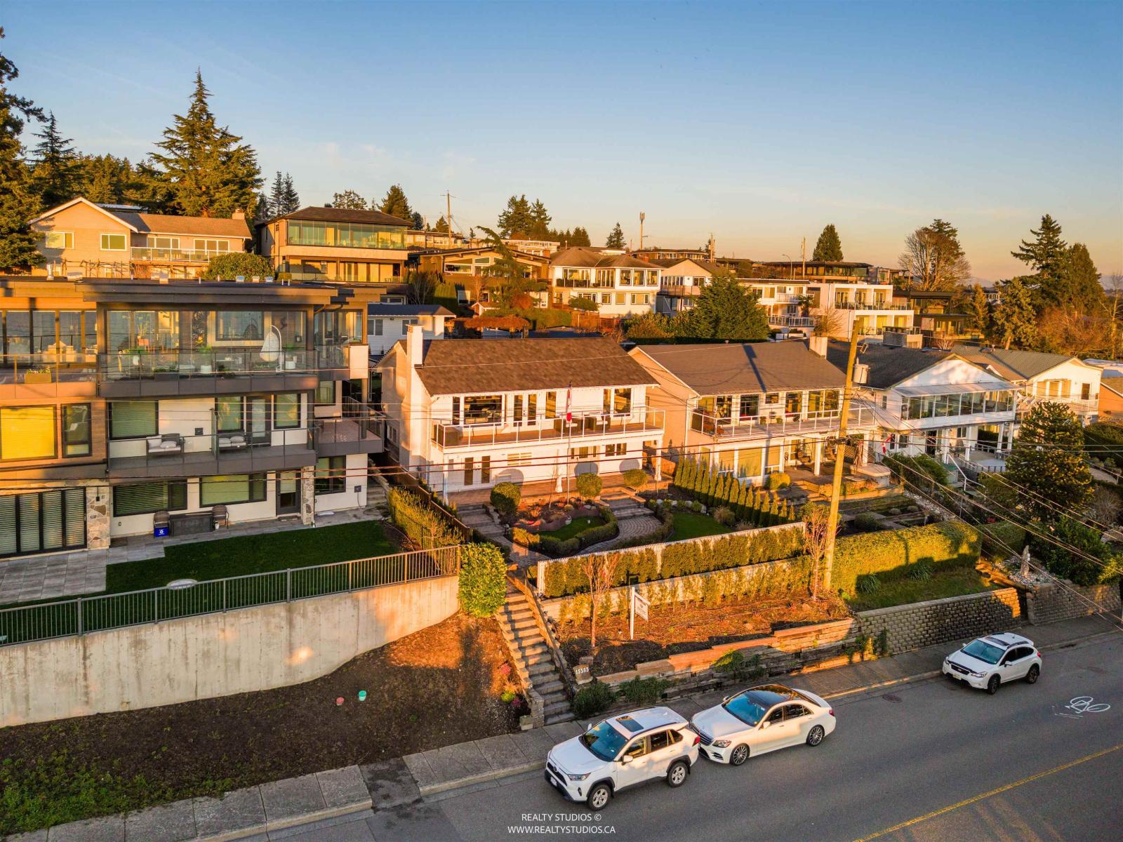 15383 Columbia Avenue, White Rock, British Columbia  V4B 1K1 - Photo 21 - R3082562