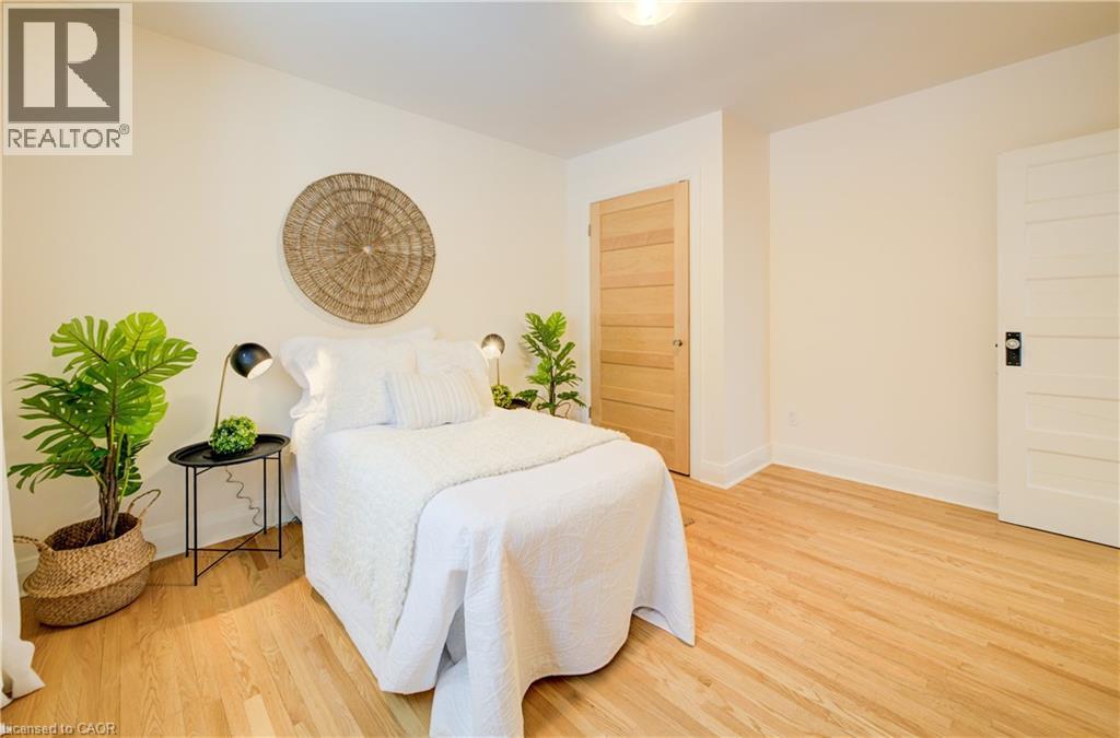 122 Belmont Avenue, Waterloo, Ontario  N2L 2A9 - Photo 42 - 40800277