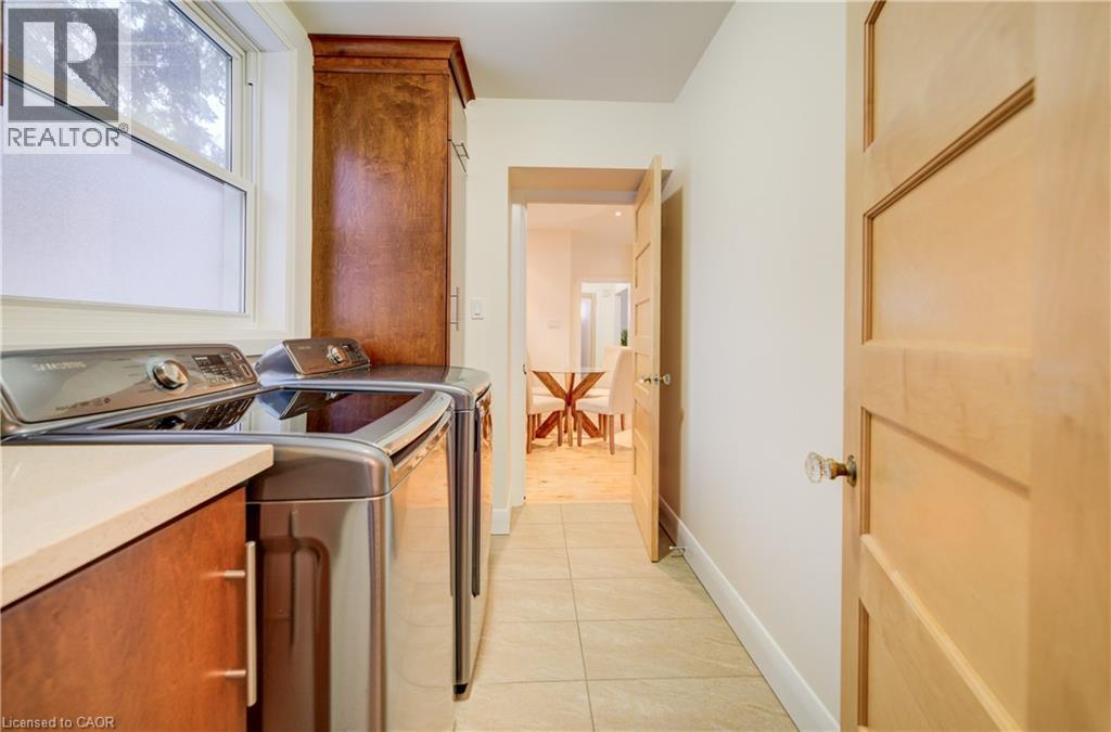 122 Belmont Avenue, Waterloo, Ontario  N2L 2A9 - Photo 27 - 40800277