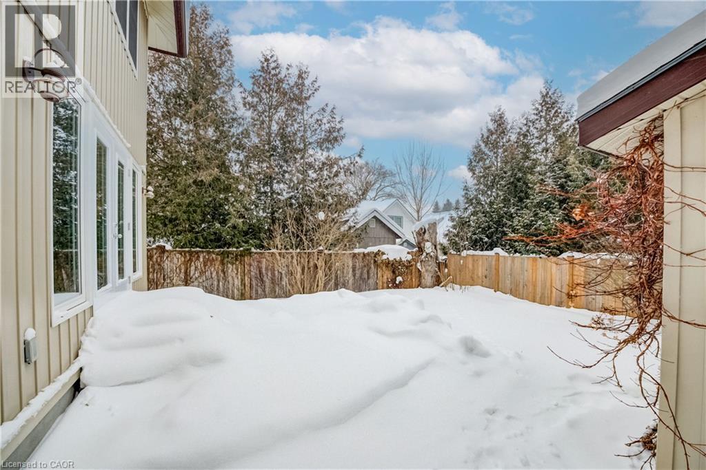 122 Belmont Avenue, Waterloo, Ontario  N2L 2A9 - Photo 44 - 40800277