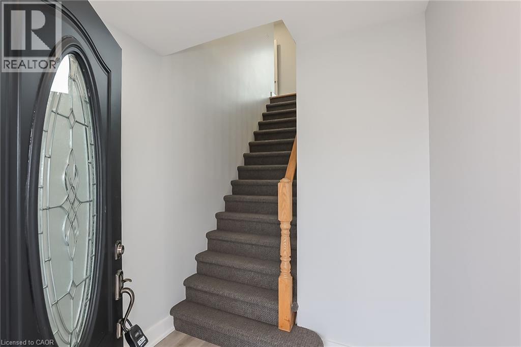 274 Margaret Avenue Unit# 2, Stoney Creek, Ontario  L8E 2J2 - Photo 6 - 40800933