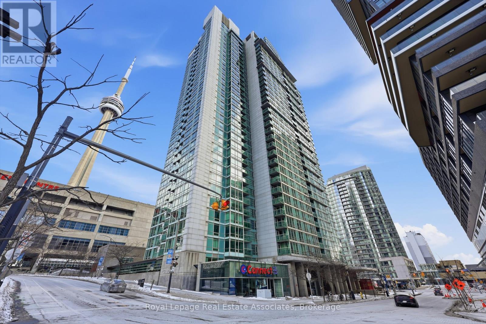 1906 - 81 NAVY WHARF COURT, Toronto, Ontario