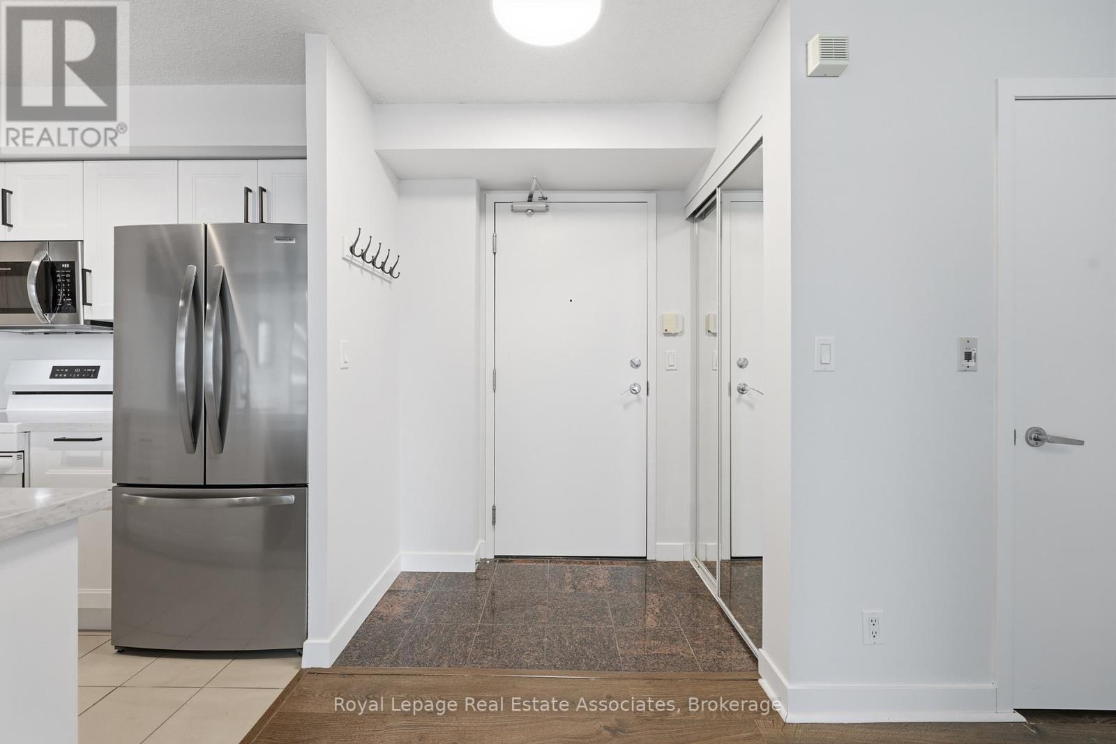 1906 - 81 Navy Wharf Court, Toronto, Ontario  M5V 3S2 - Photo 4 - C12729568