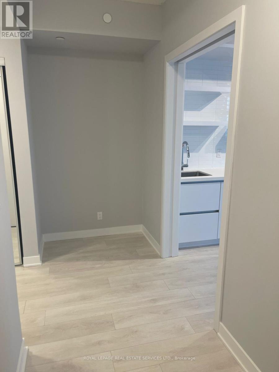 1911 - 2221 Yonge Street, Toronto, Ontario  M4S 2B4 - Photo 5 - C12729570