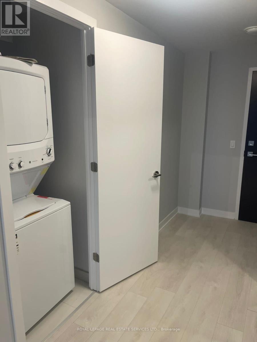 1911 - 2221 Yonge Street, Toronto, Ontario  M4S 2B4 - Photo 7 - C12729570