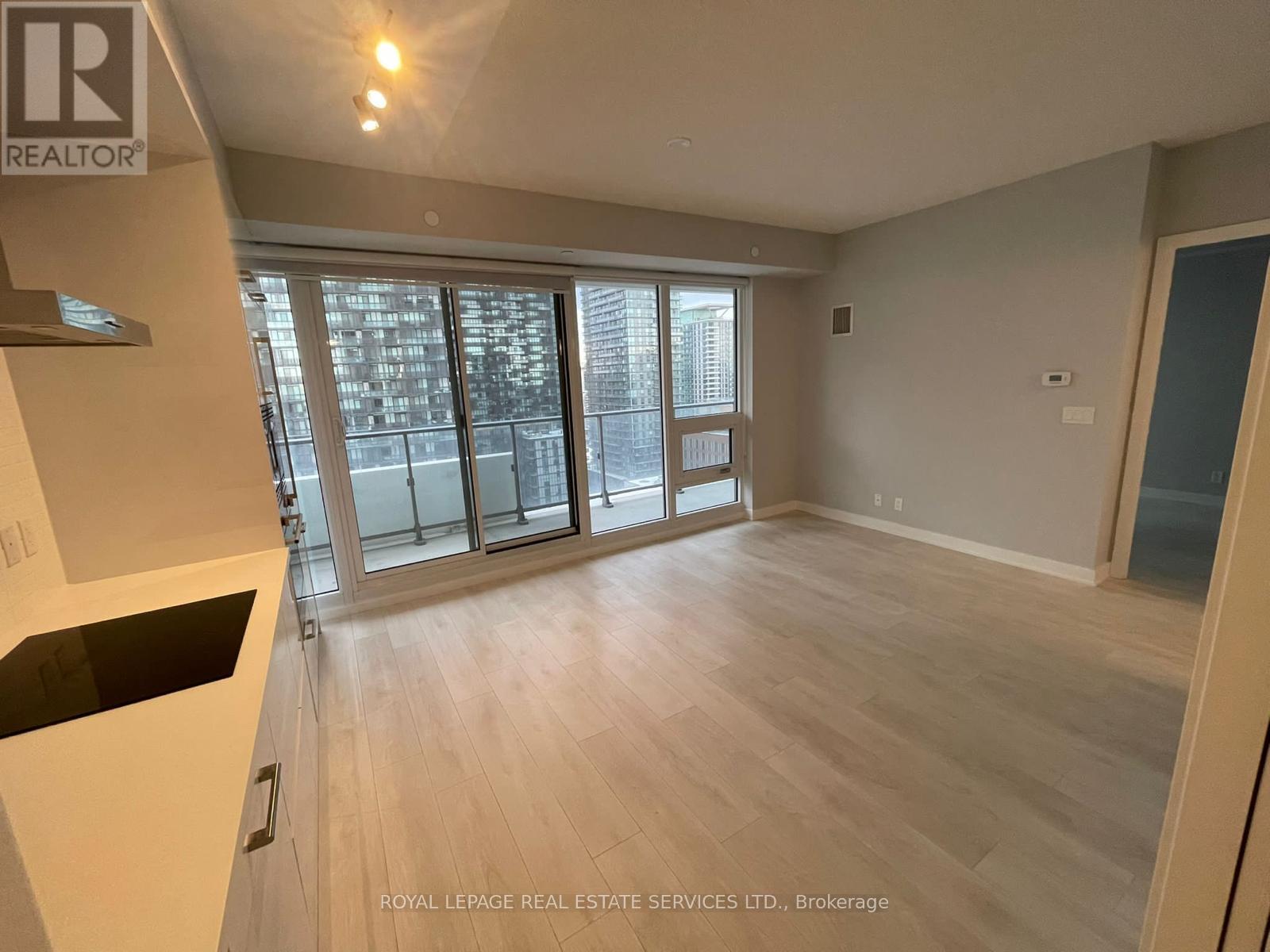 1911 - 2221 Yonge Street, Toronto, Ontario  M4S 2B4 - Photo 8 - C12729570
