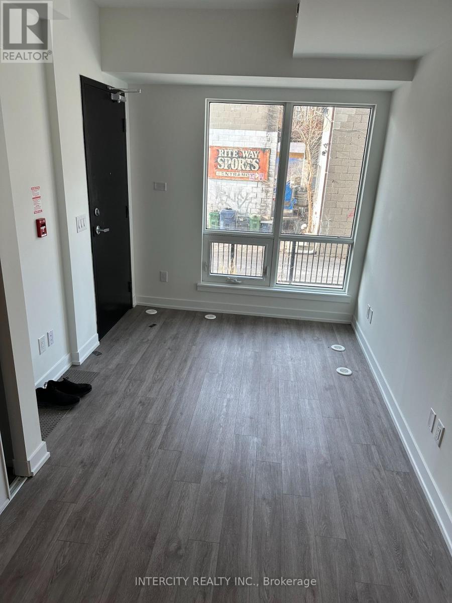 3 - 871 Sheppard Avenue, Toronto, Ontario  M3H 2T4 - Photo 3 - C12729610