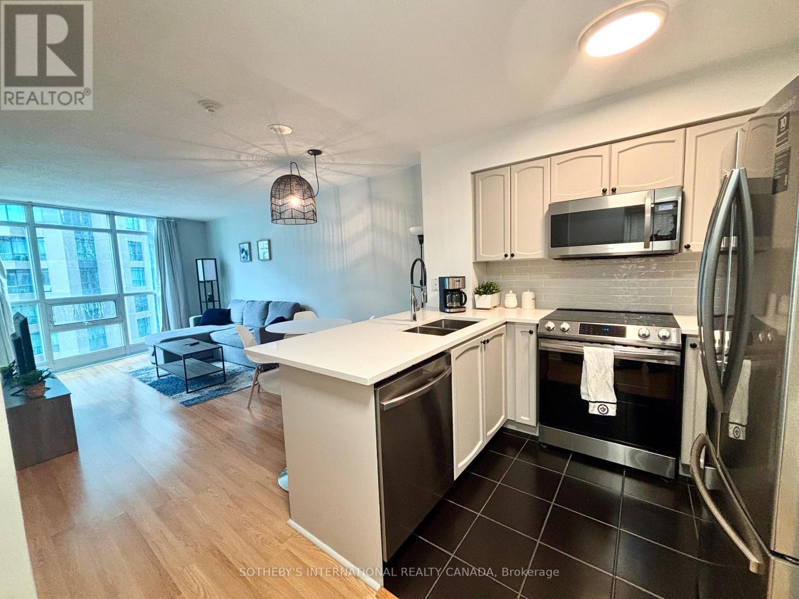 537 - 231 Fort York Boulevard, Toronto, Ontario  M5V 1B2 - Photo 6 - C12729612