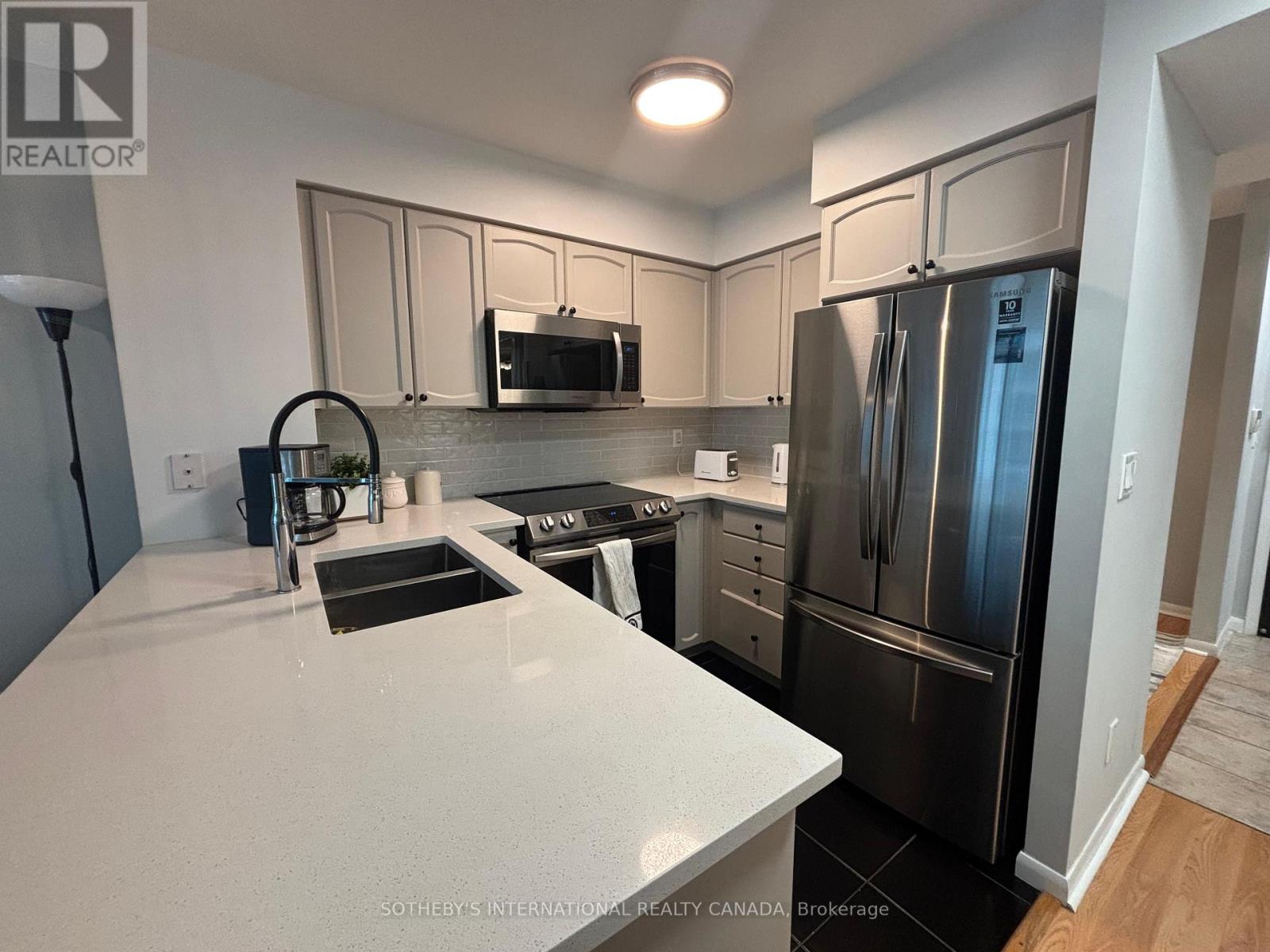 537 - 231 Fort York Boulevard, Toronto, Ontario  M5V 1B2 - Photo 7 - C12729612