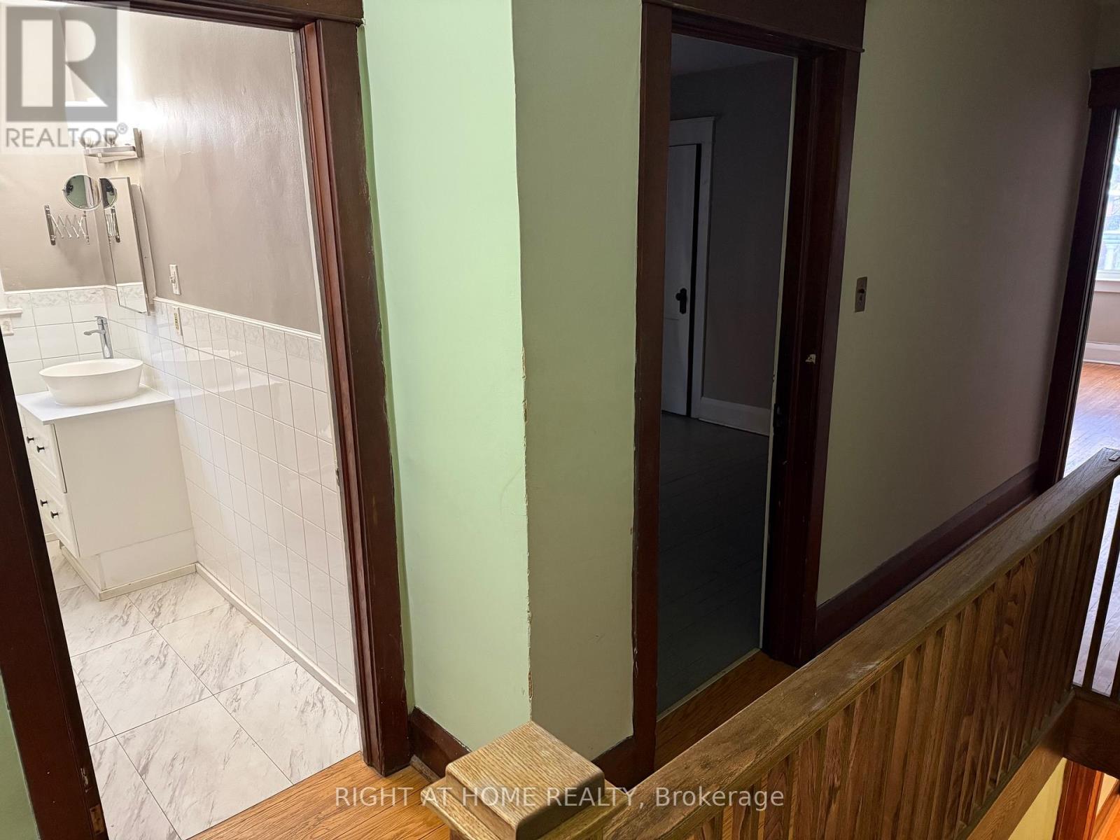 304 Soudan Avenue, Toronto, Ontario  M4S 1W5 - Photo 10 - C12729620