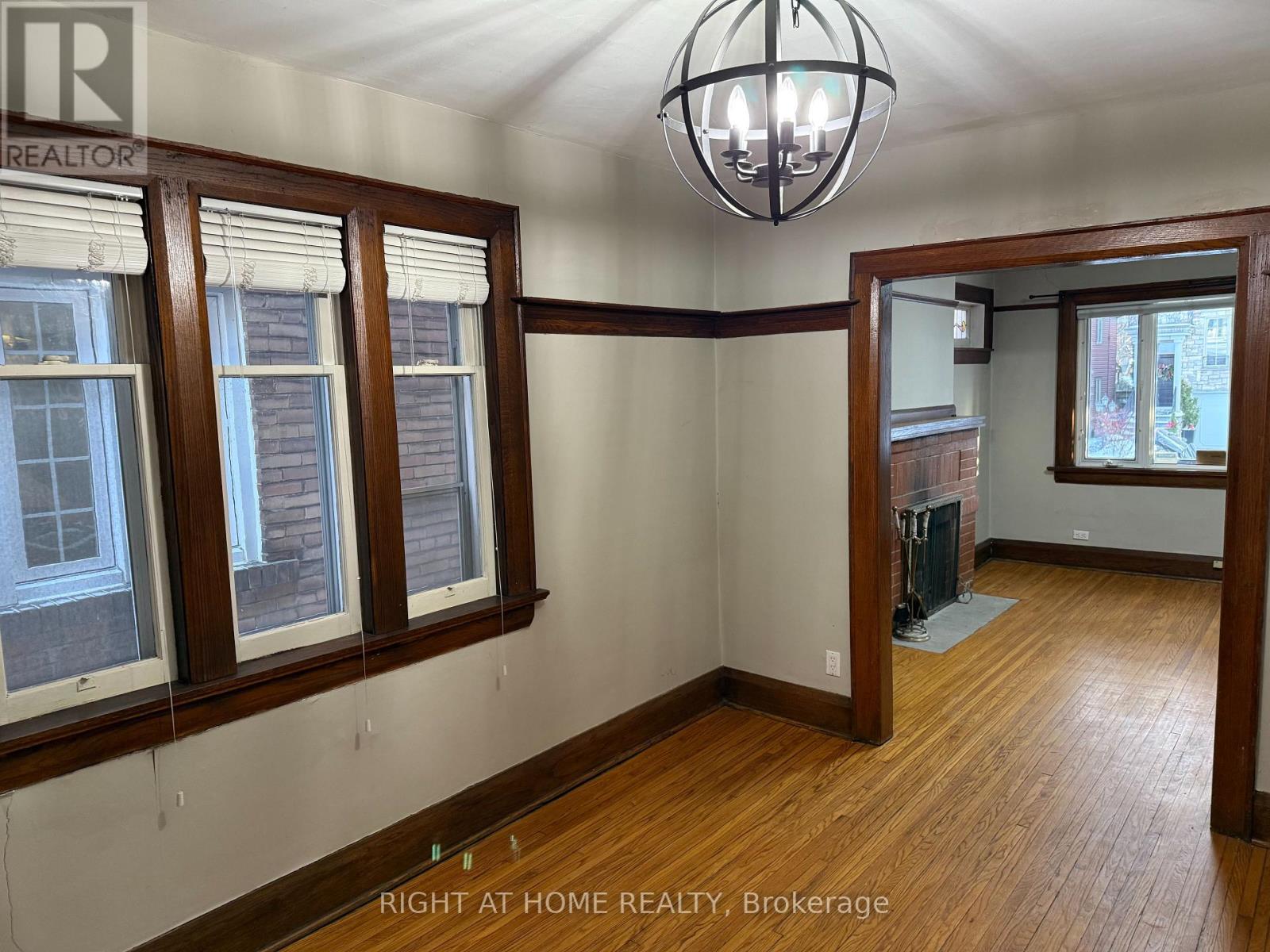 304 Soudan Avenue, Toronto, Ontario  M4S 1W5 - Photo 5 - C12729620