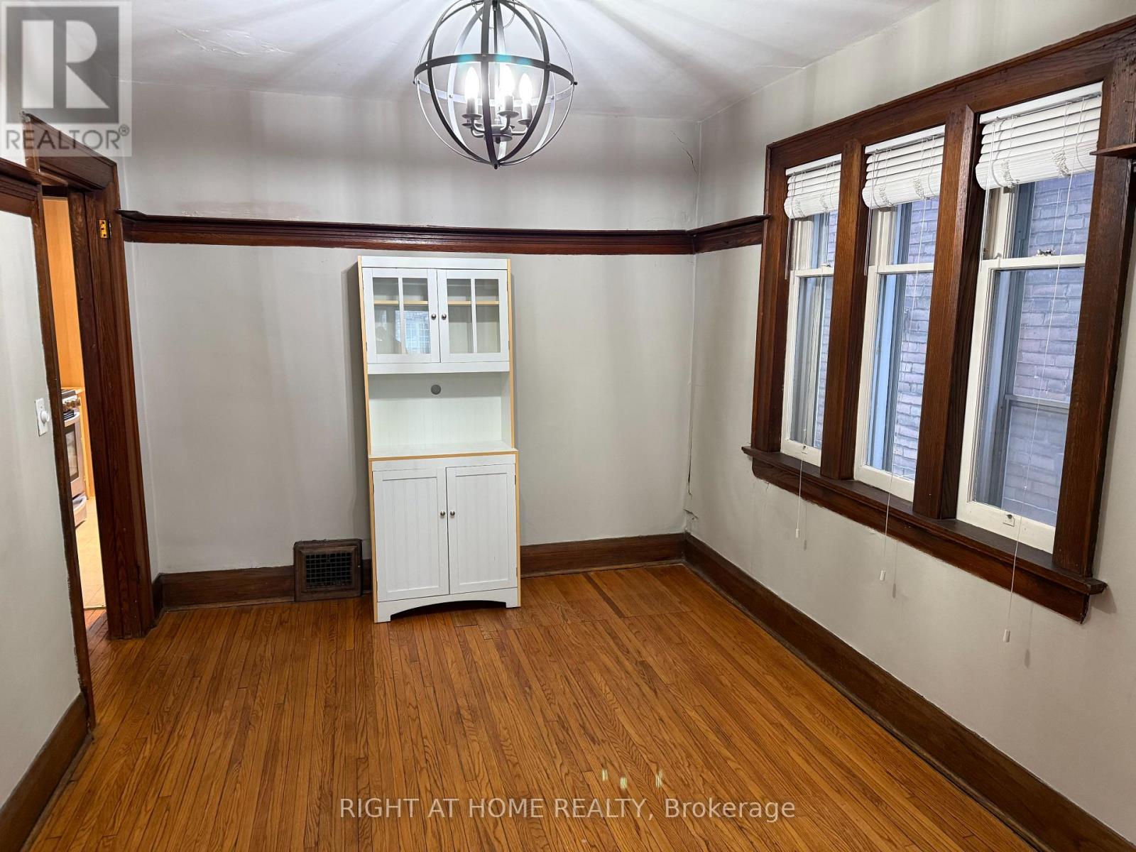 304 Soudan Avenue, Toronto, Ontario  M4S 1W5 - Photo 7 - C12729620