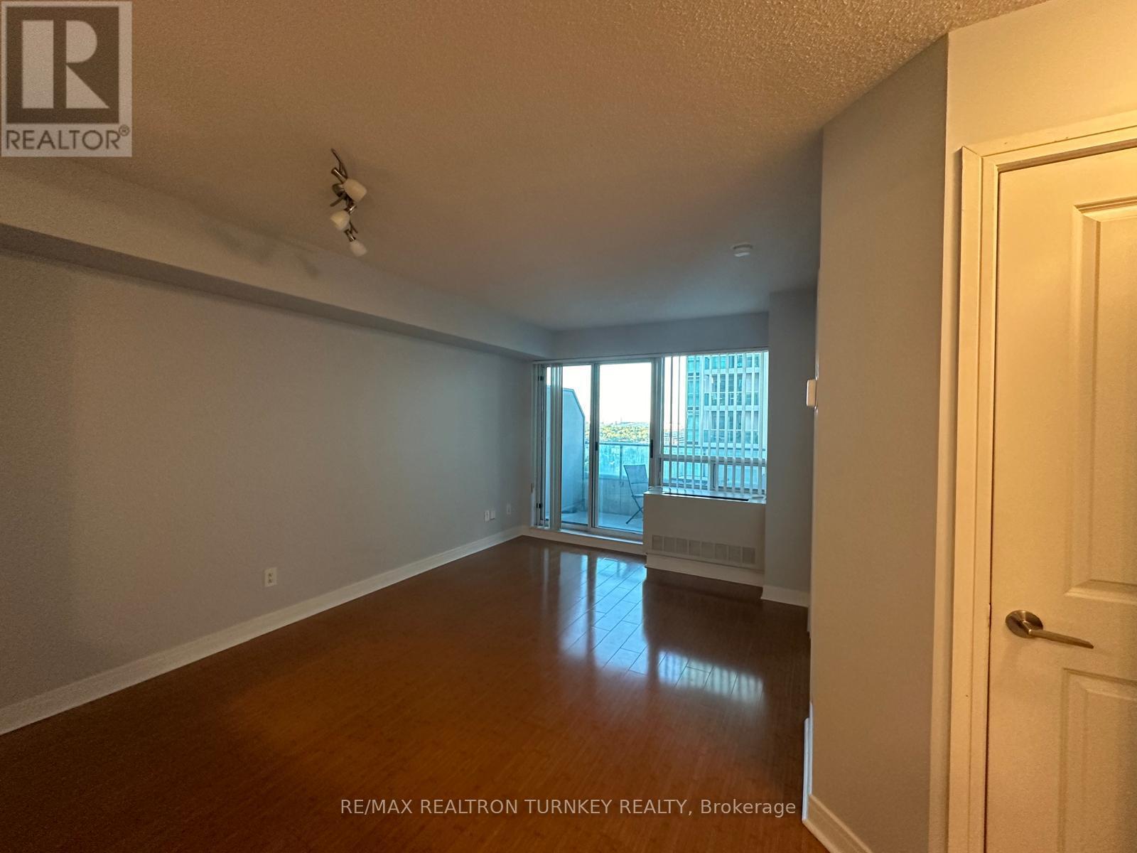 2010 - 35 Bales Avenue, Toronto, Ontario  M2N 7L7 - Photo 2 - C12729626