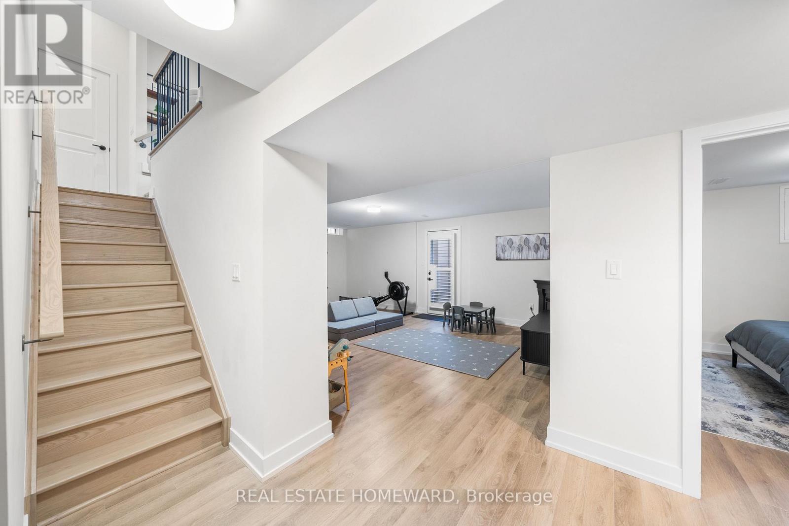 1344 Gull Crossing, Pickering, Ontario  L1W 0B7 - Photo 35 - E12729576