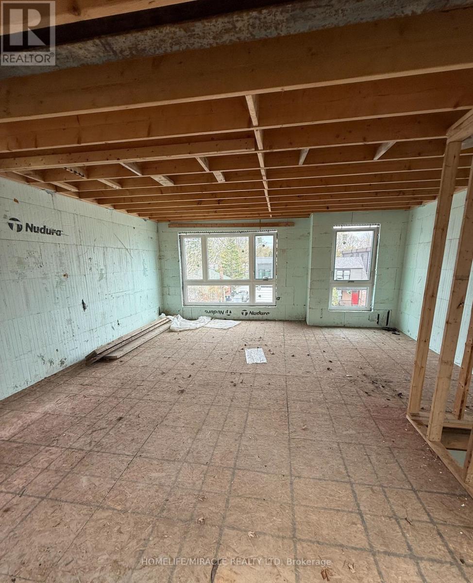 42 August Avenue, Toronto, Ontario  M1L 3M9 - Photo 5 - E12729636